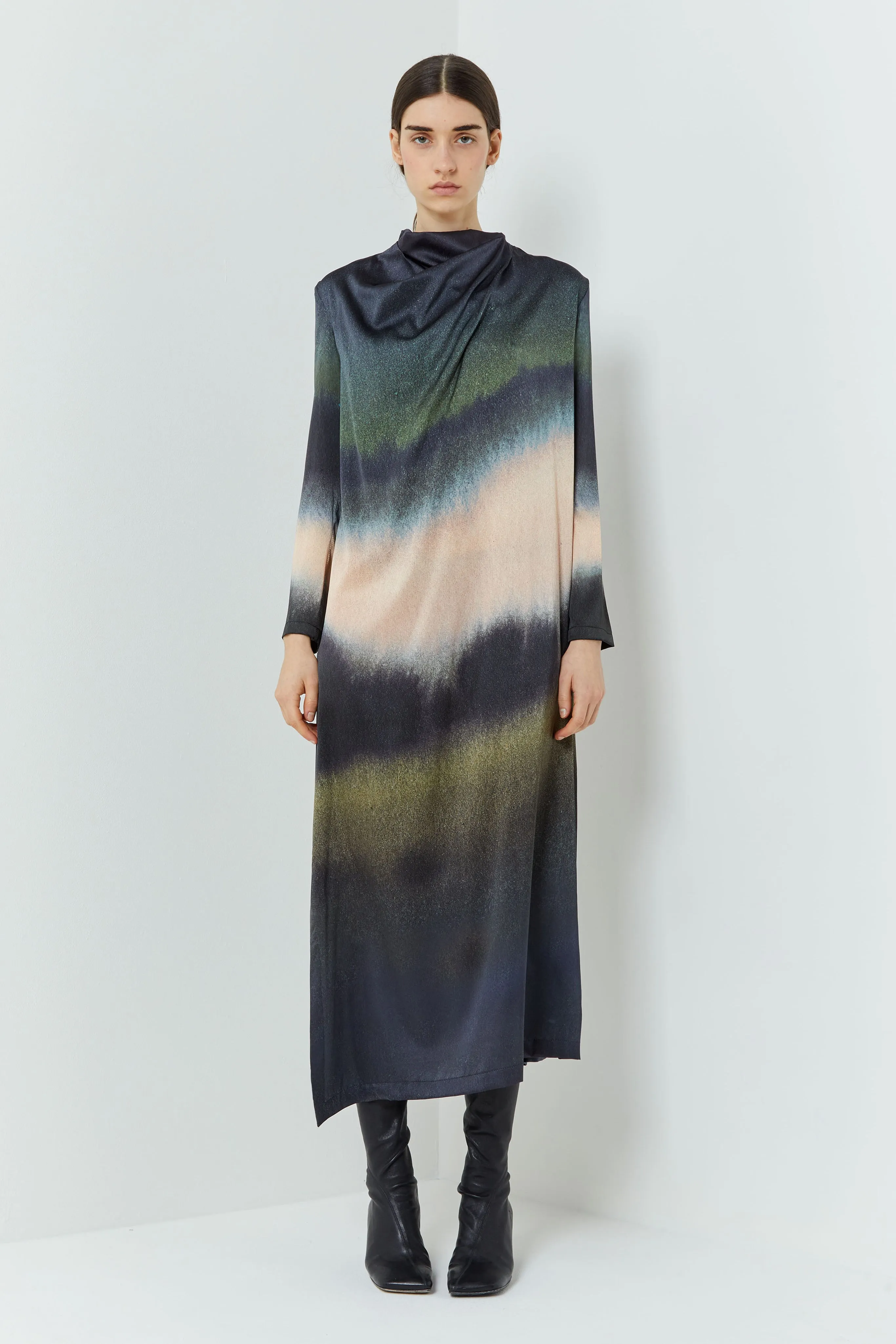 Doska Dress sold by Christian Wijnants