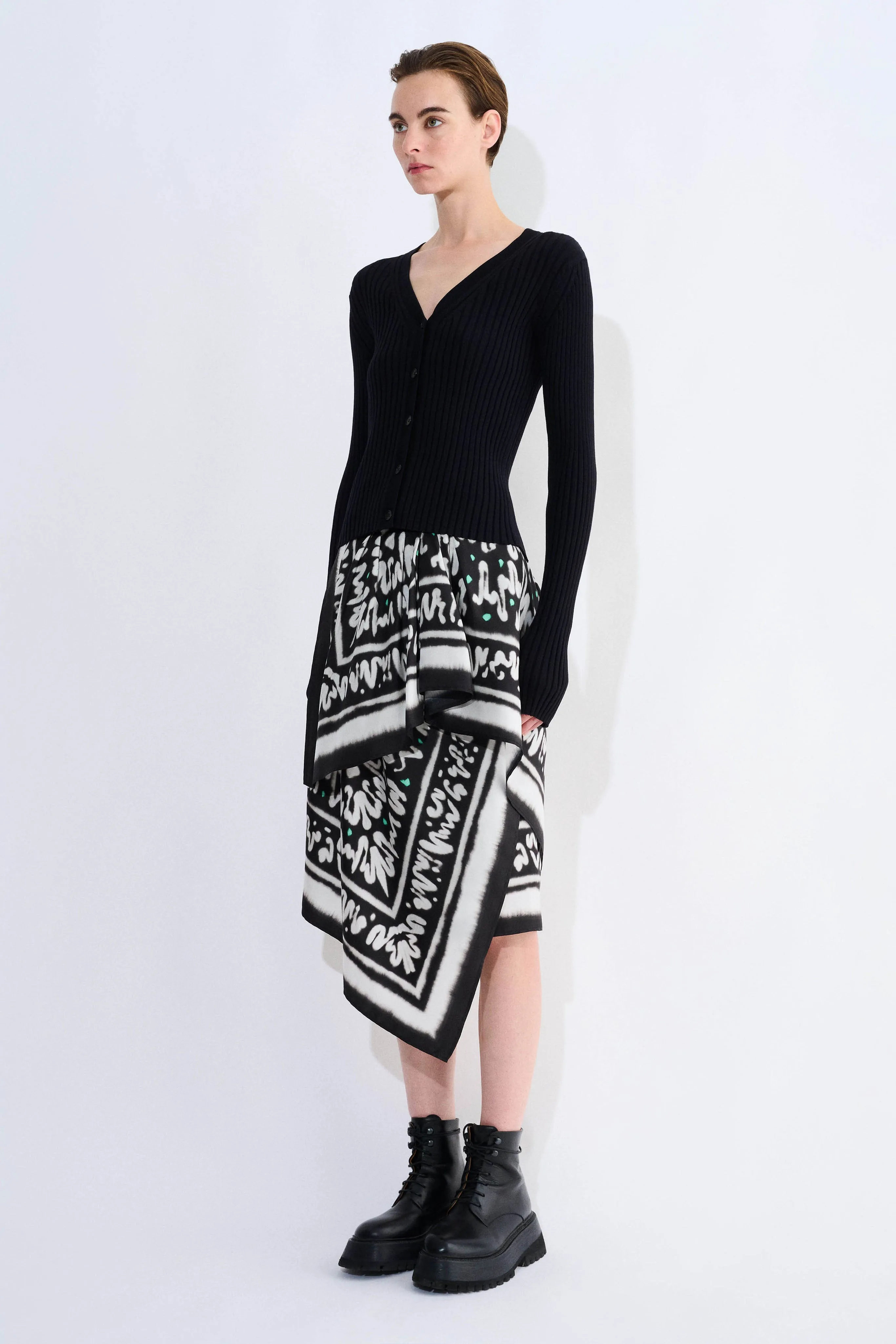 Saga Skirt sold by Christian Wijnants product image thumbnail 2