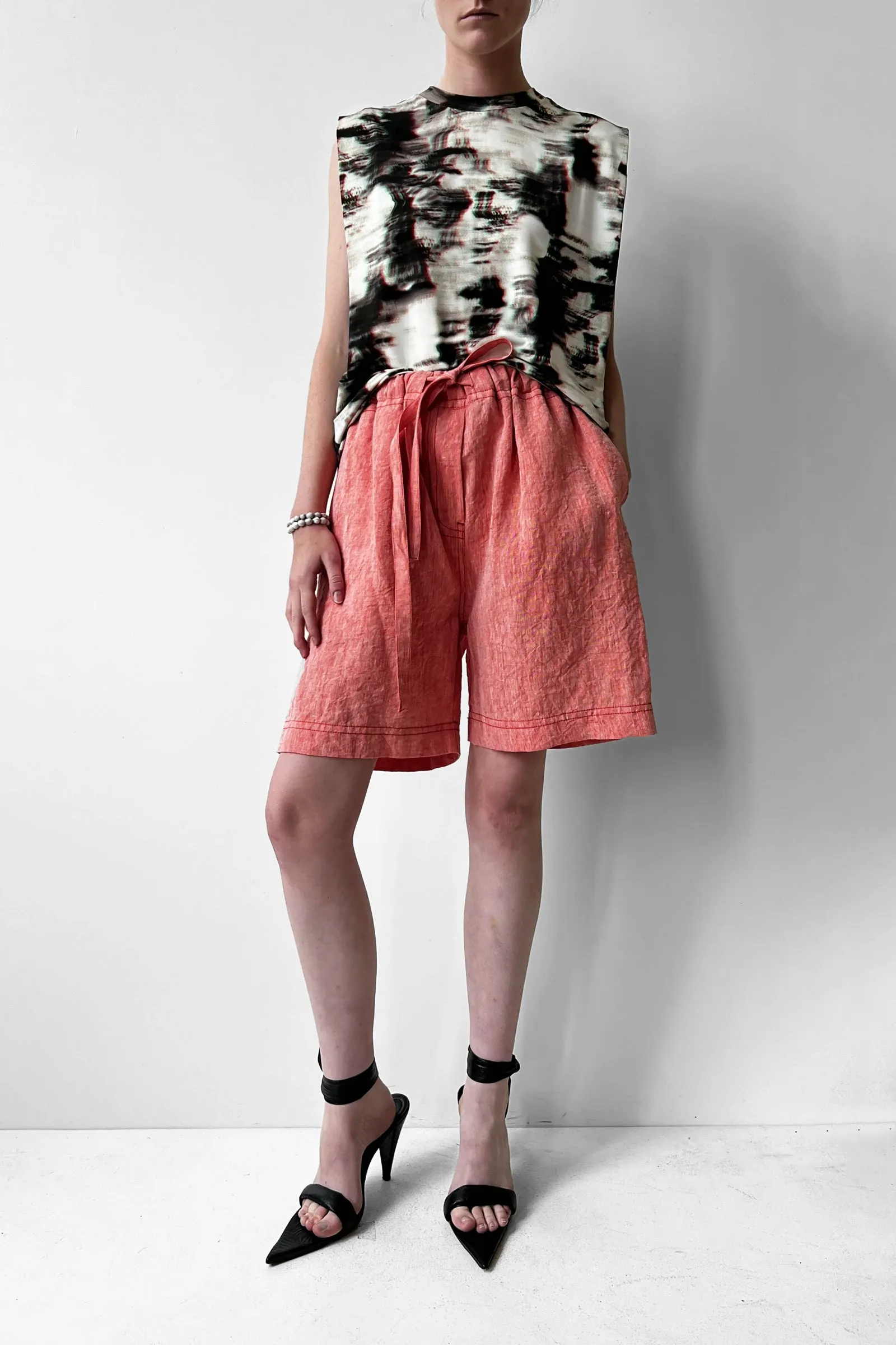 Pele Shorts With Elastic Waist And Waistcord sold by Christian Wijnants