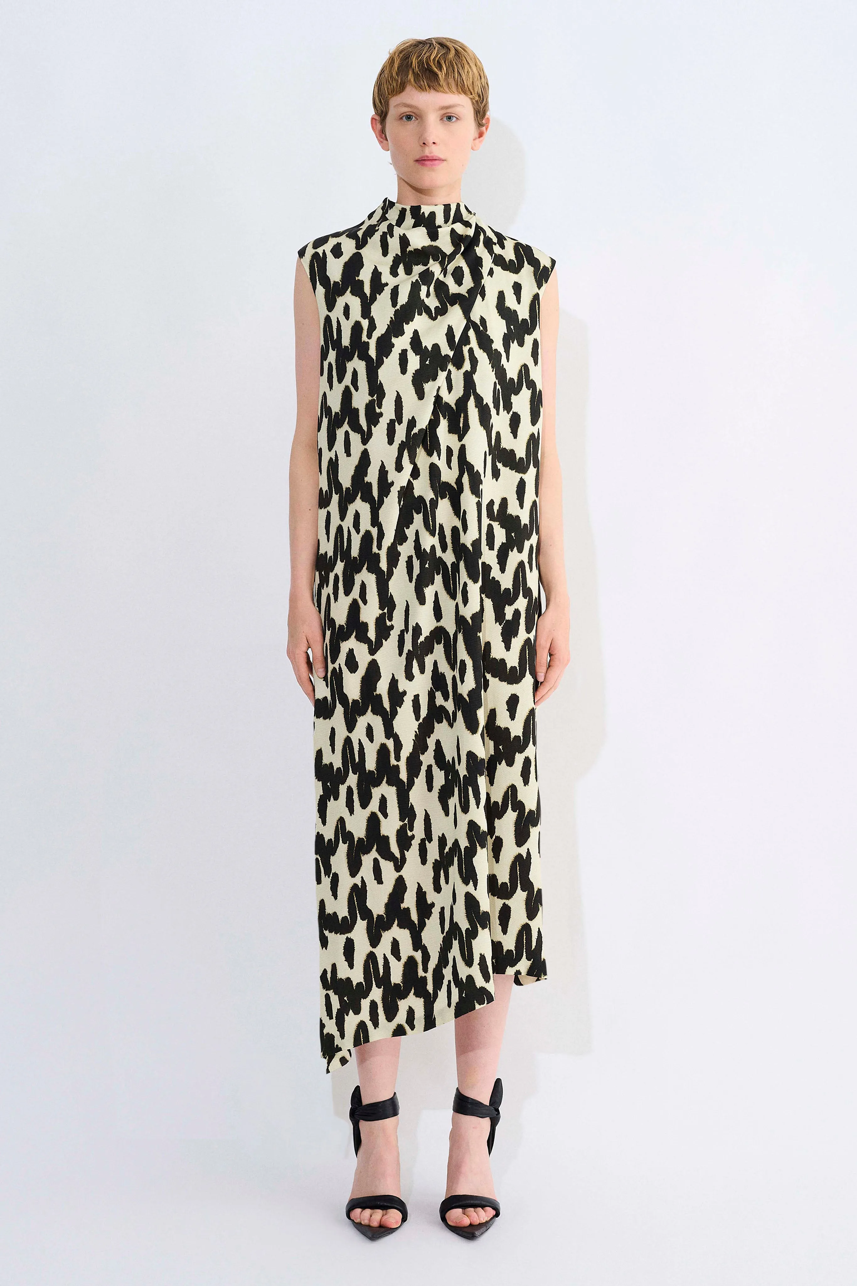 Dinari Dress sold by Christian Wijnants