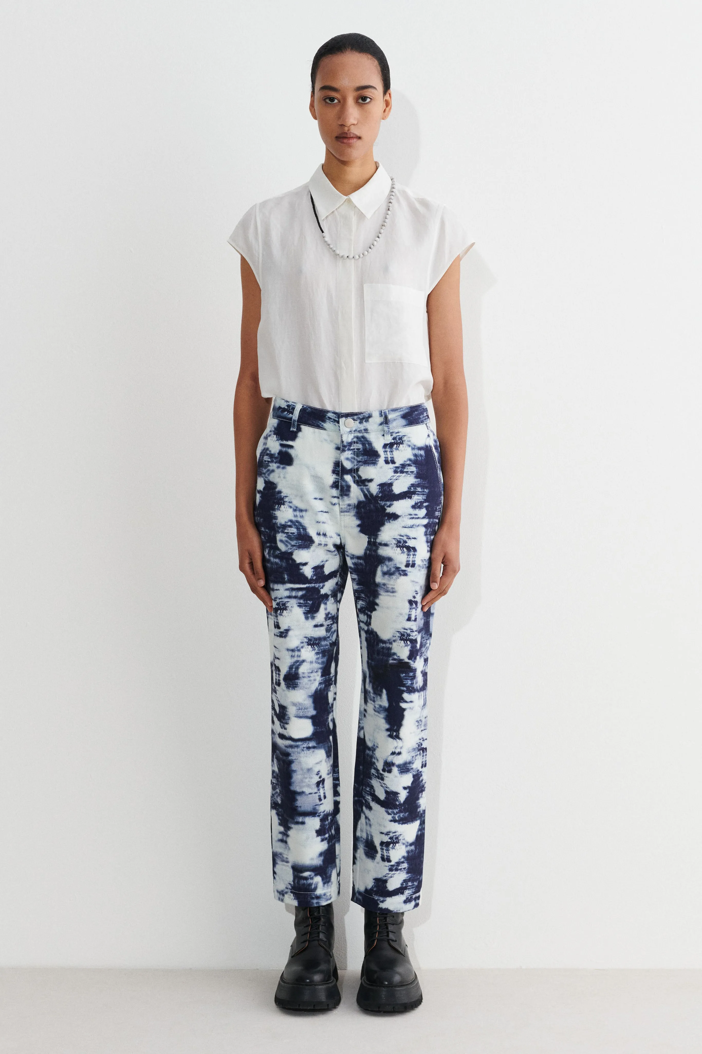 Pinyad Cropped Jeans sold by Christian Wijnants