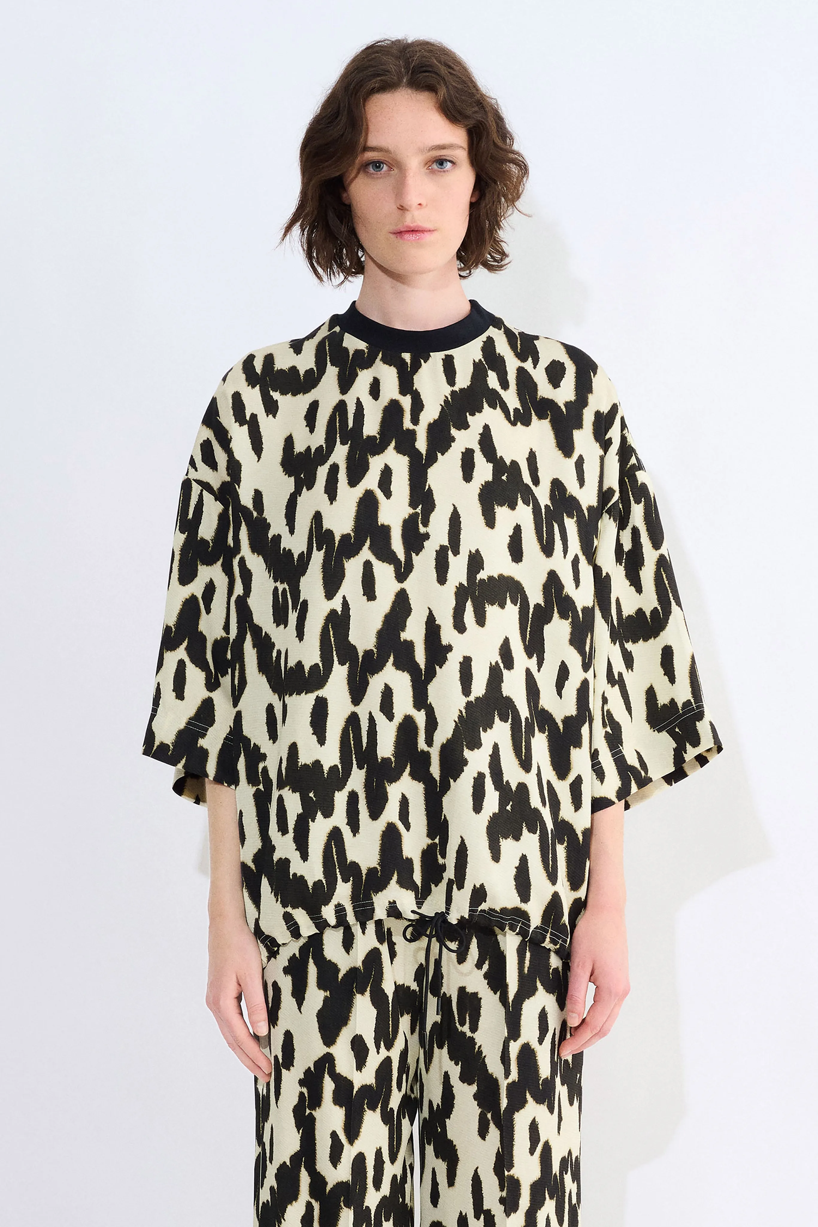 Thabani Boxy Top sold by Christian Wijnants