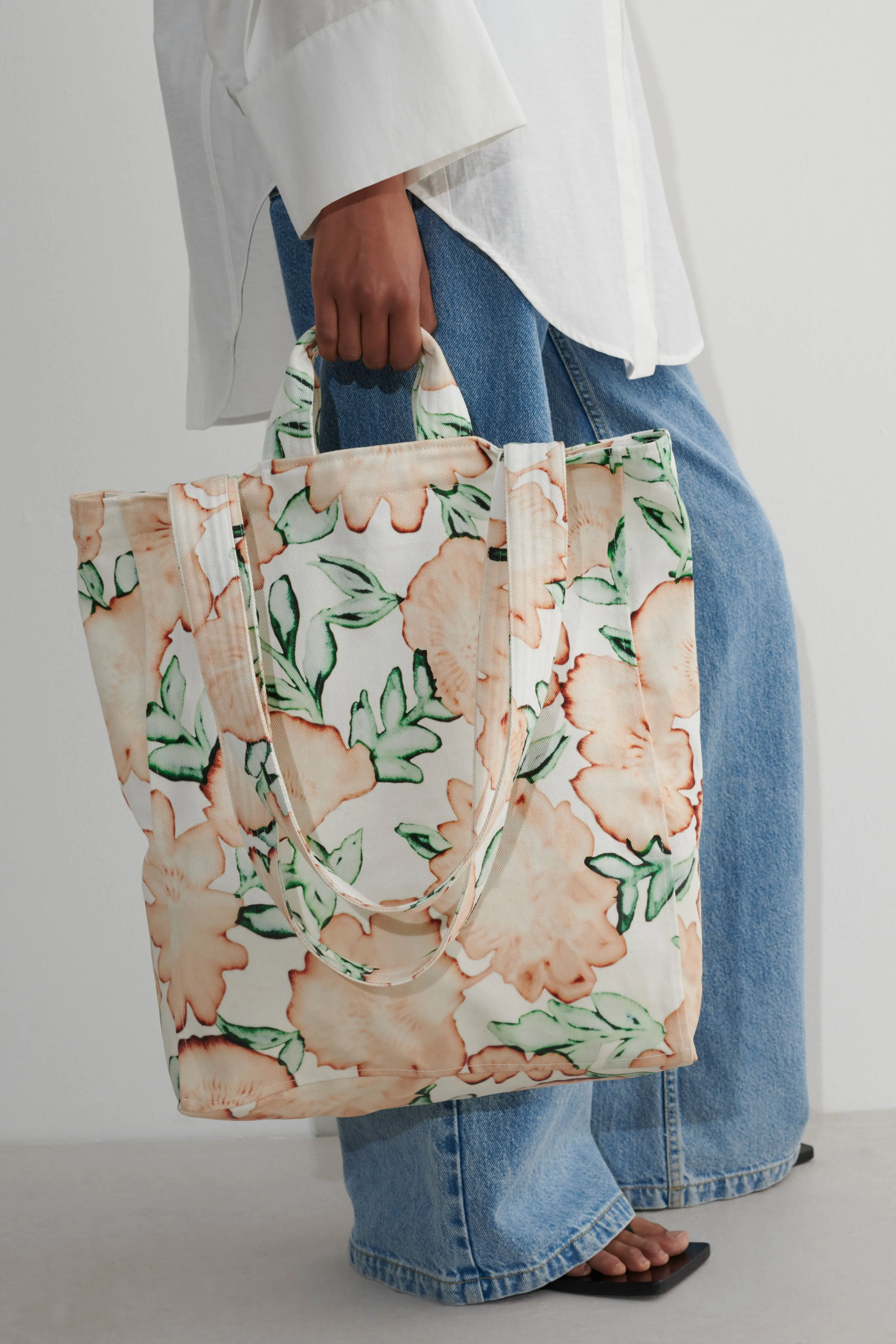 Attia Tote Bag sold by Christian Wijnants