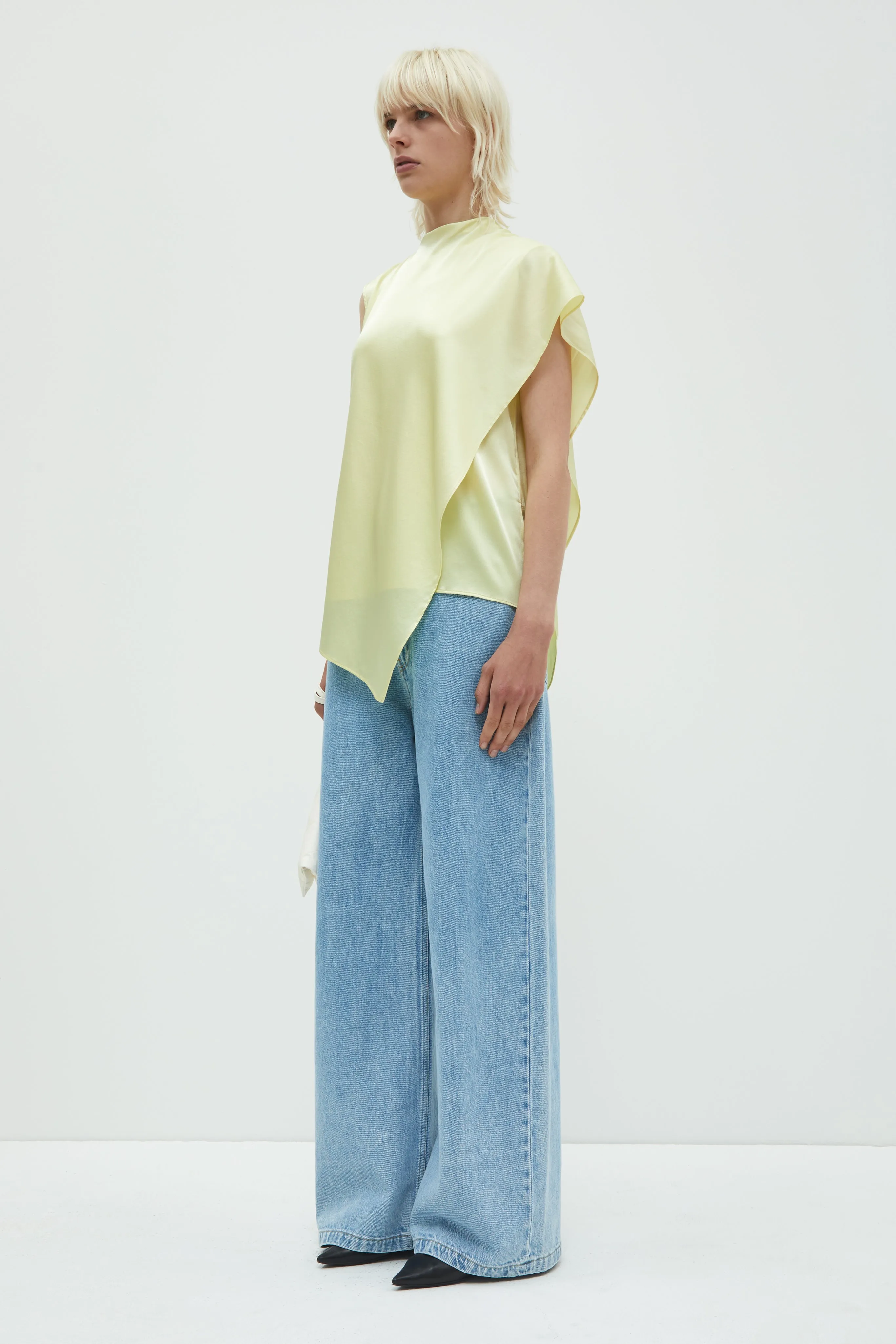 Toru Sleeveless Scarf Top sold by Christian Wijnants product image thumbnail 4