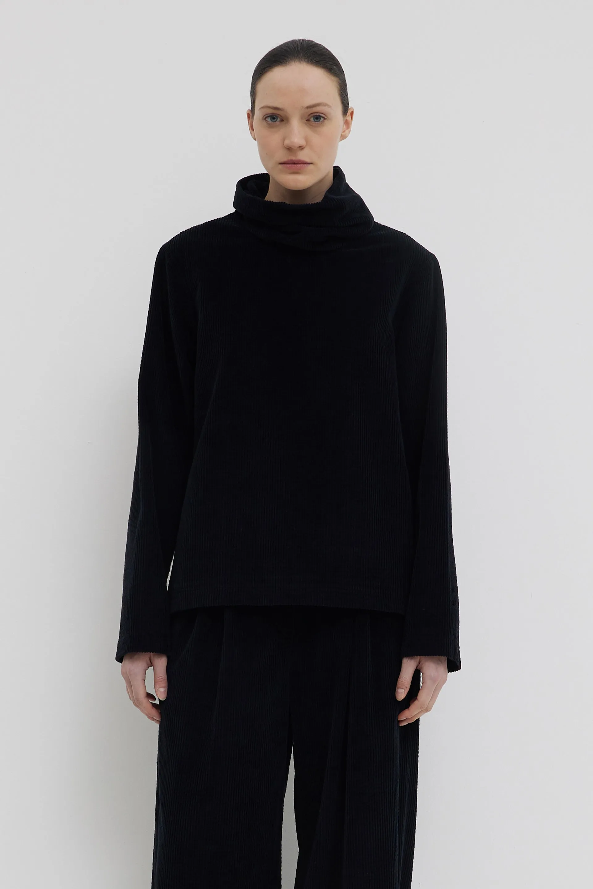 Tiba Corduroy Top sold by Christian Wijnants