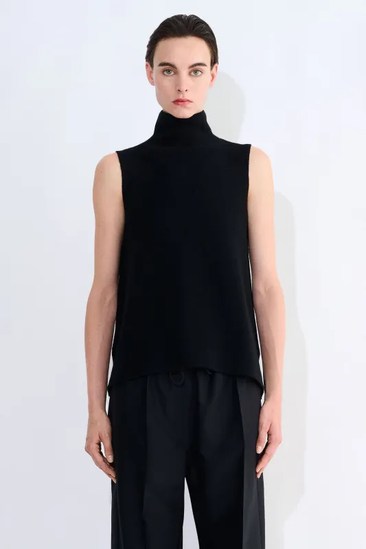 Kewit Knitted Top sold by Christian Wijnants