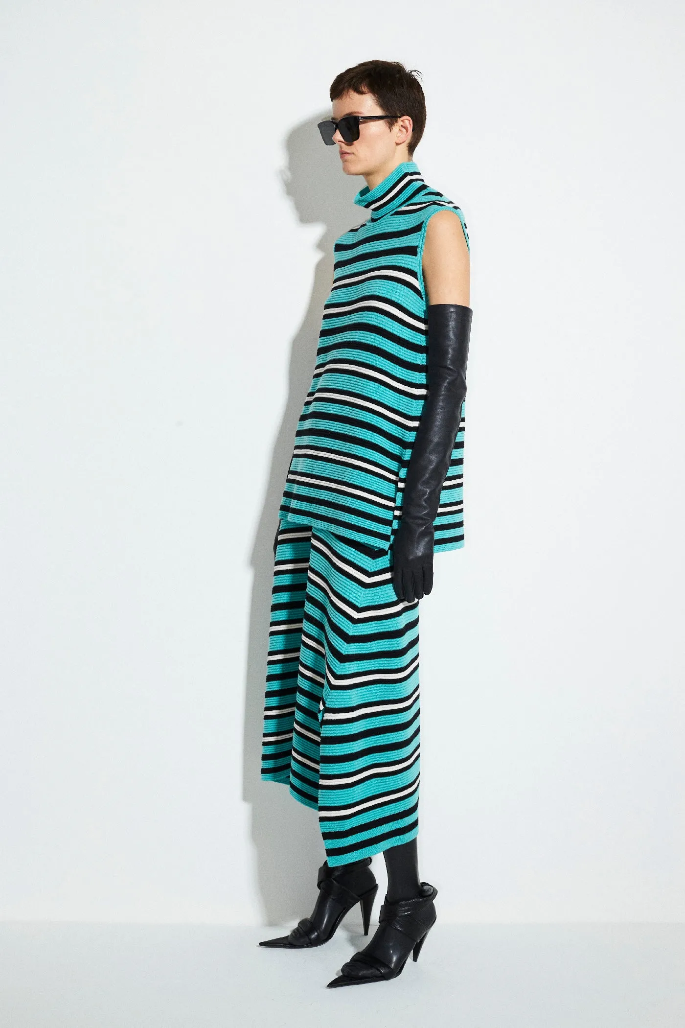 Kuko Knitted Sleeveless Top sold by Christian Wijnants product image thumbnail 2