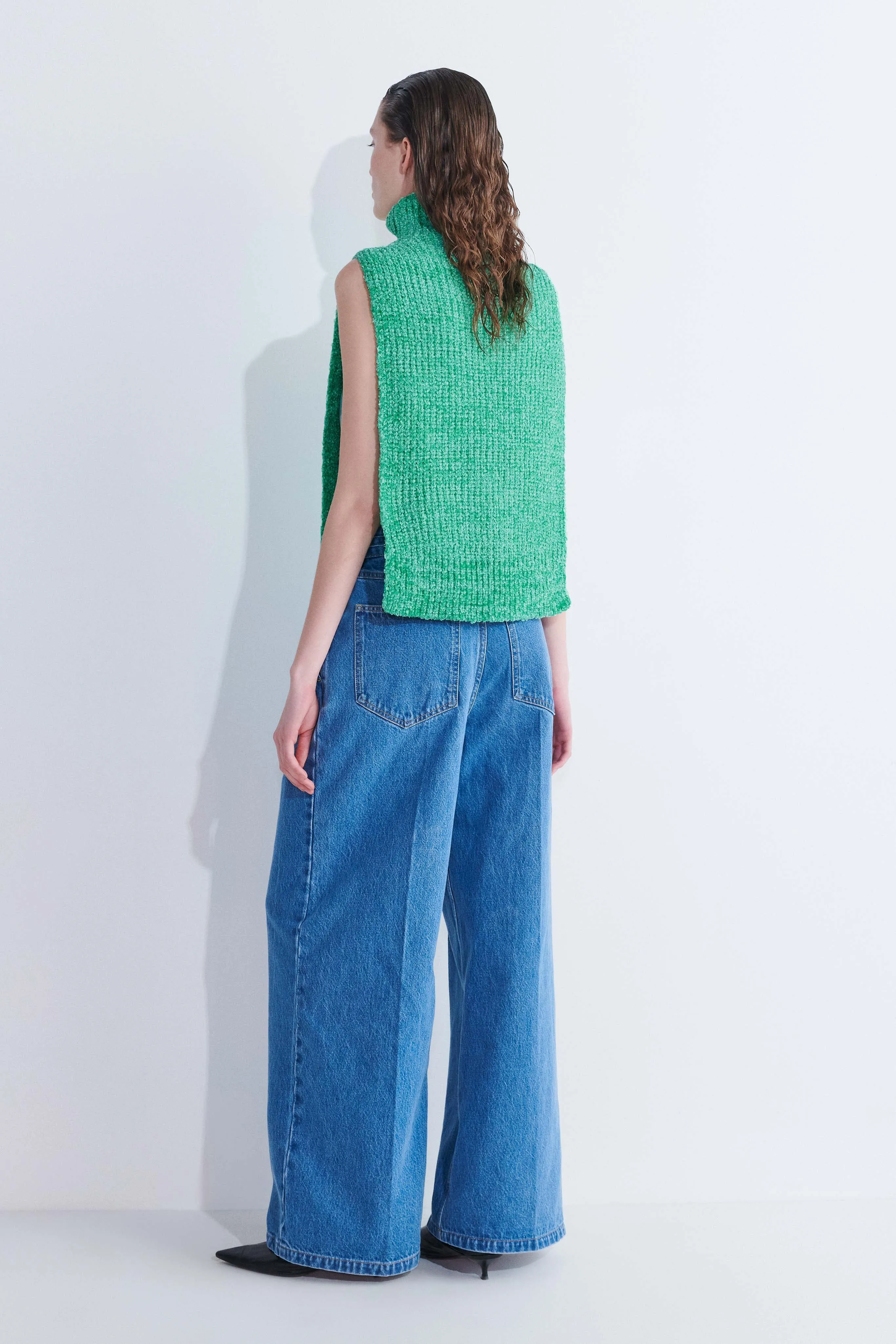 Kuxi Half Cardigan Rib Collar sold by Christian Wijnants product image thumbnail 2