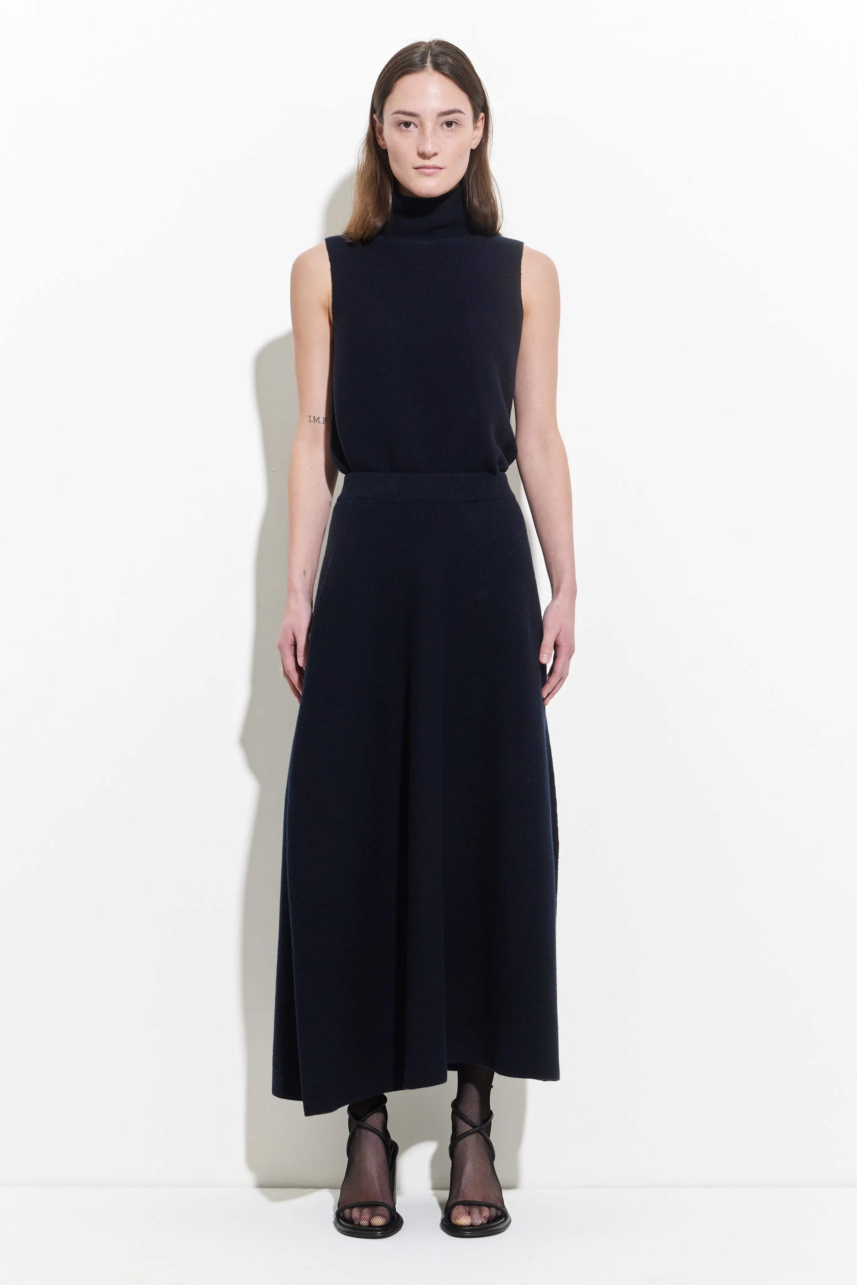 Kugo Seamless Skirt sold by Christian Wijnants