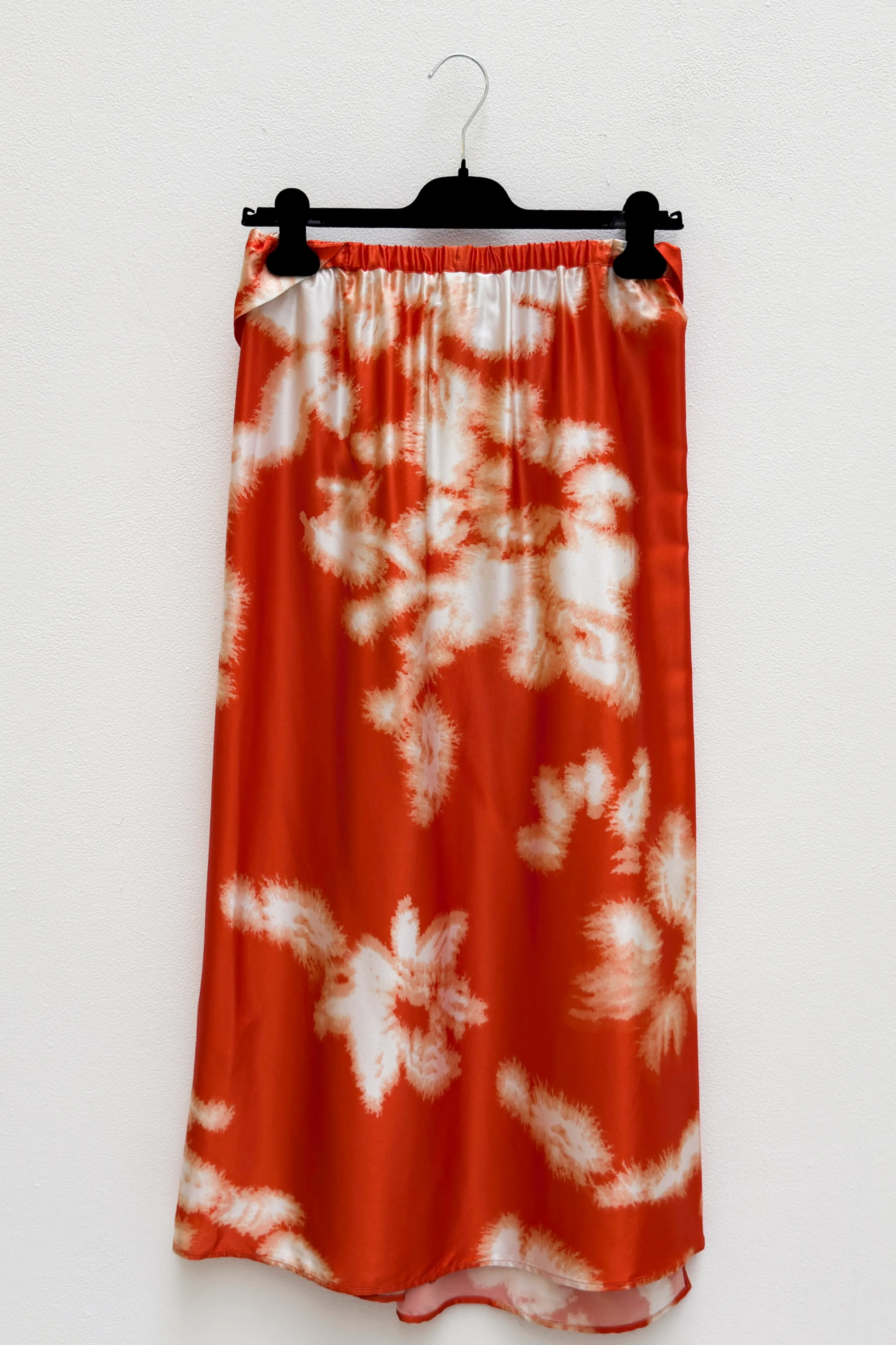 Senda Skirt With Elastic Waist And Front Flap sold by Christian Wijnants product image thumbnail 2