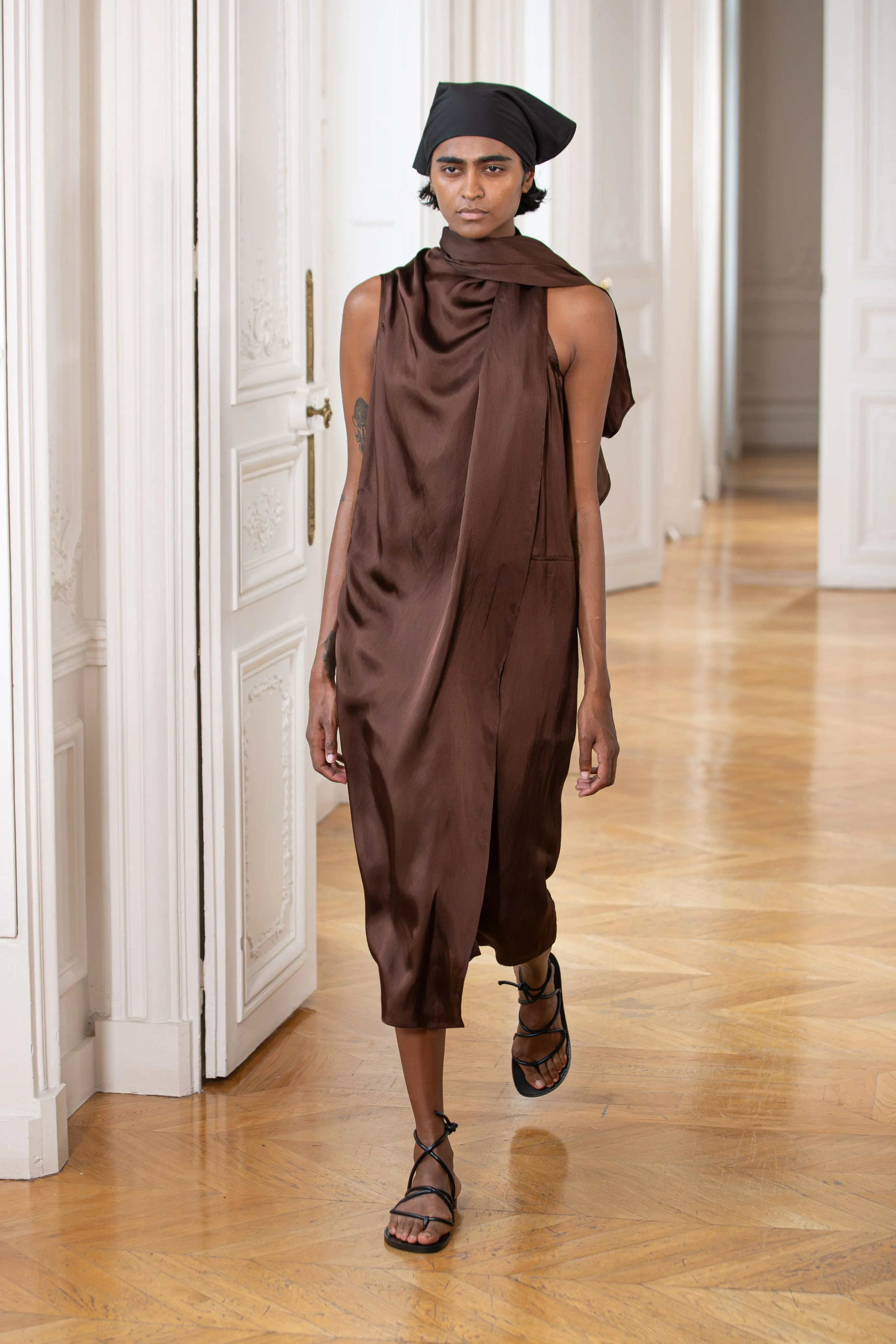Dera Sleeveless dress sold by Christian Wijnants