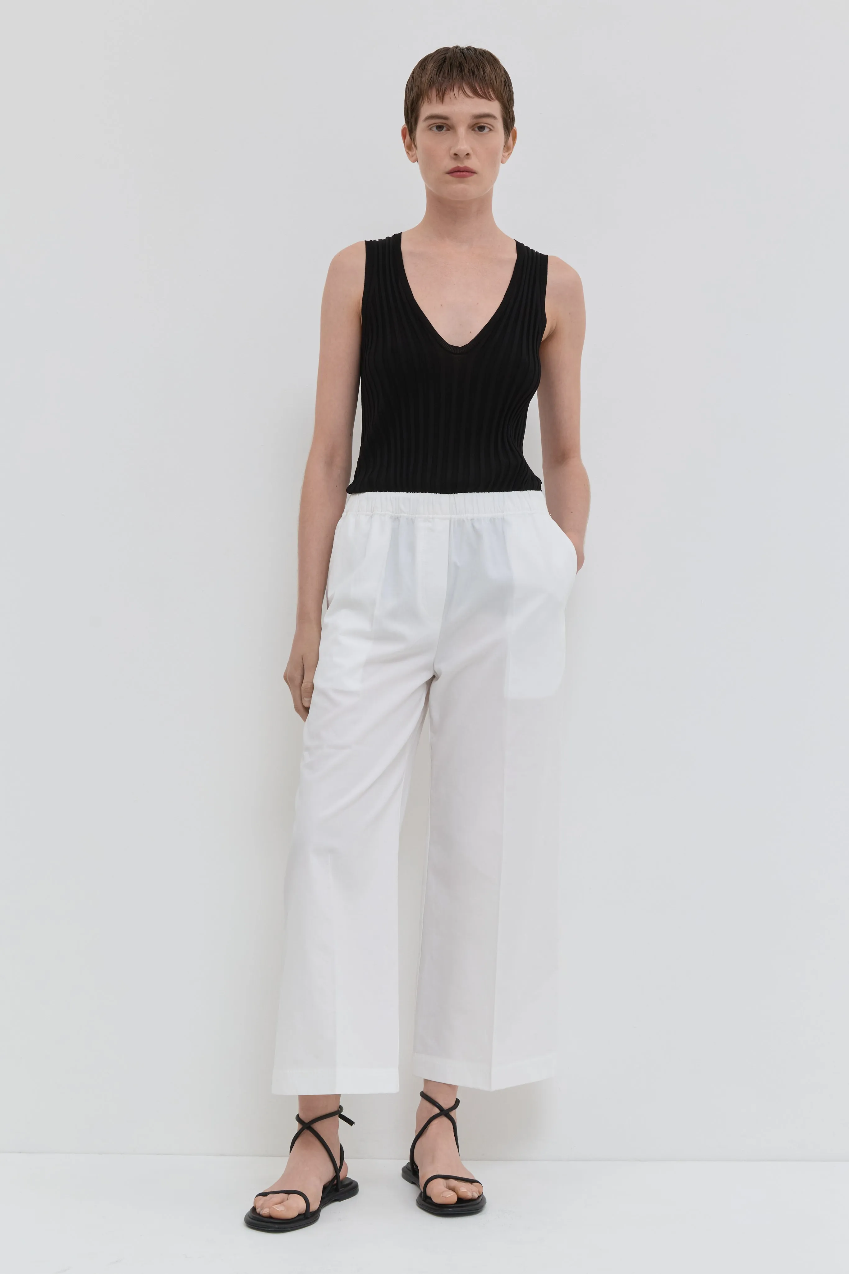 Pito Short Pants sold by Christian Wijnants product image thumbnail 2