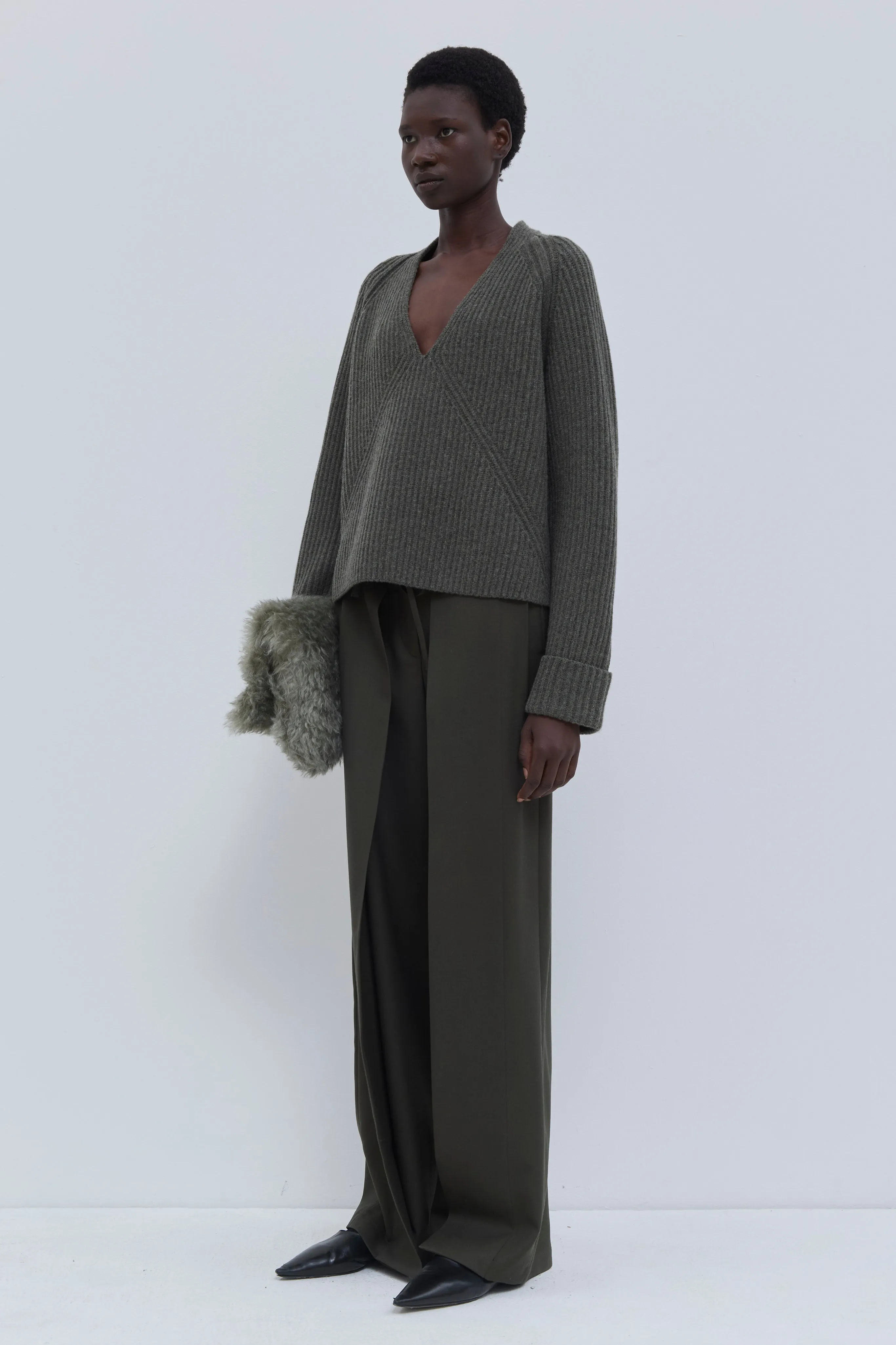Keolana Ribbed V-Neck Sweater sold by Christian Wijnants product image thumbnail 3