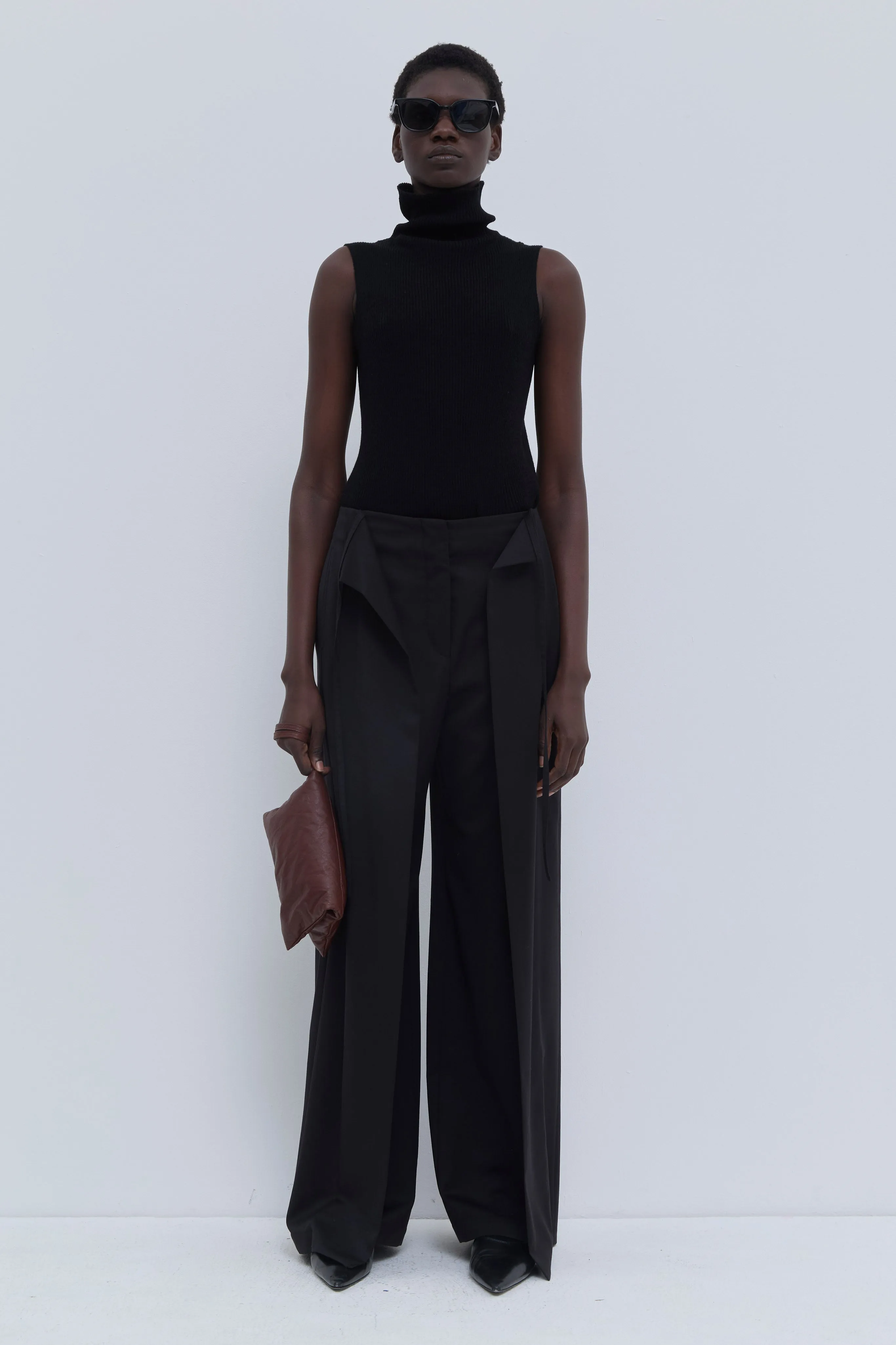Paire Deep Pleat Wide-Leg Trousers sold by Christian Wijnants product image thumbnail 3
