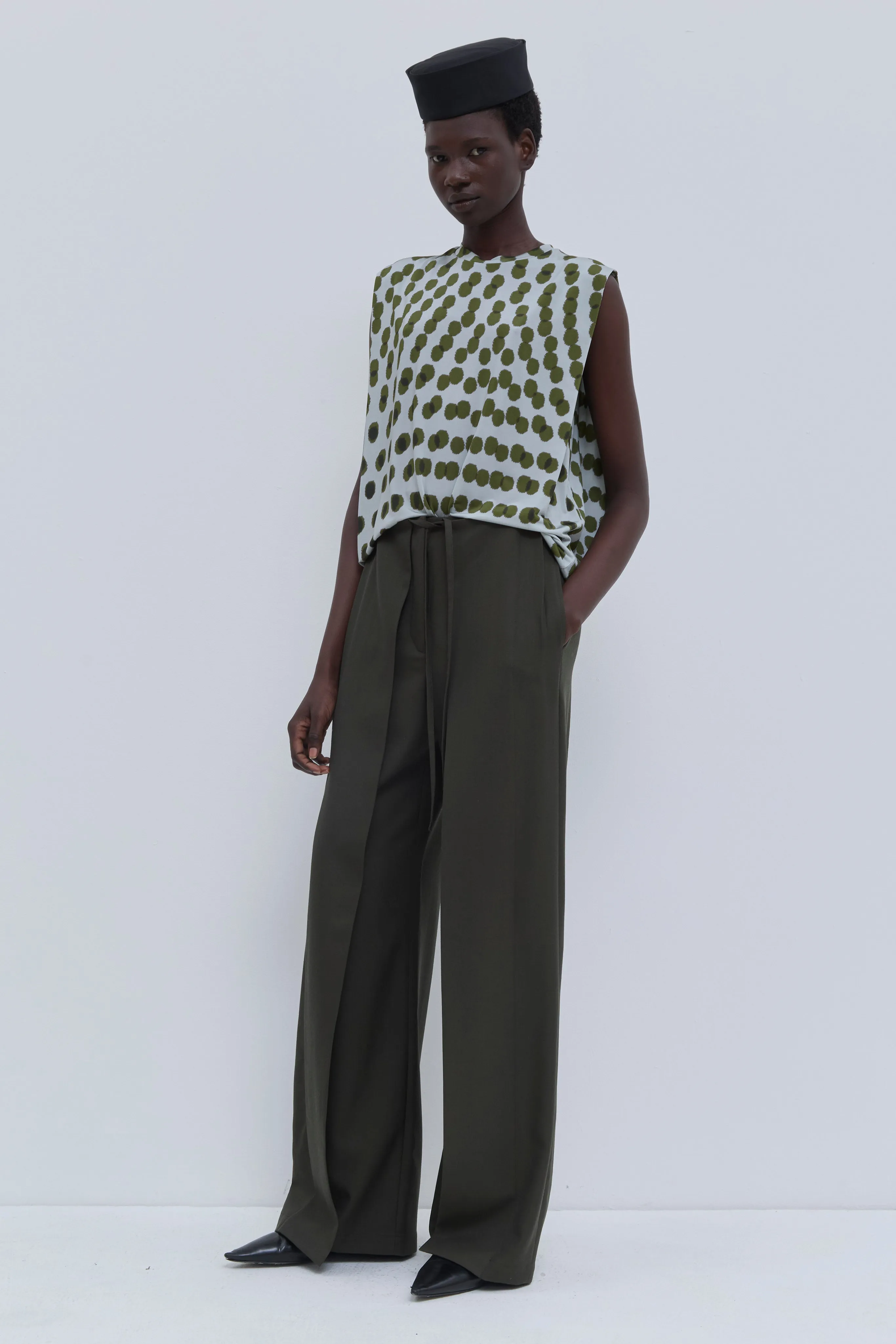 Paire Deep Pleat Wide-Leg Trousers sold by Christian Wijnants product image thumbnail 5