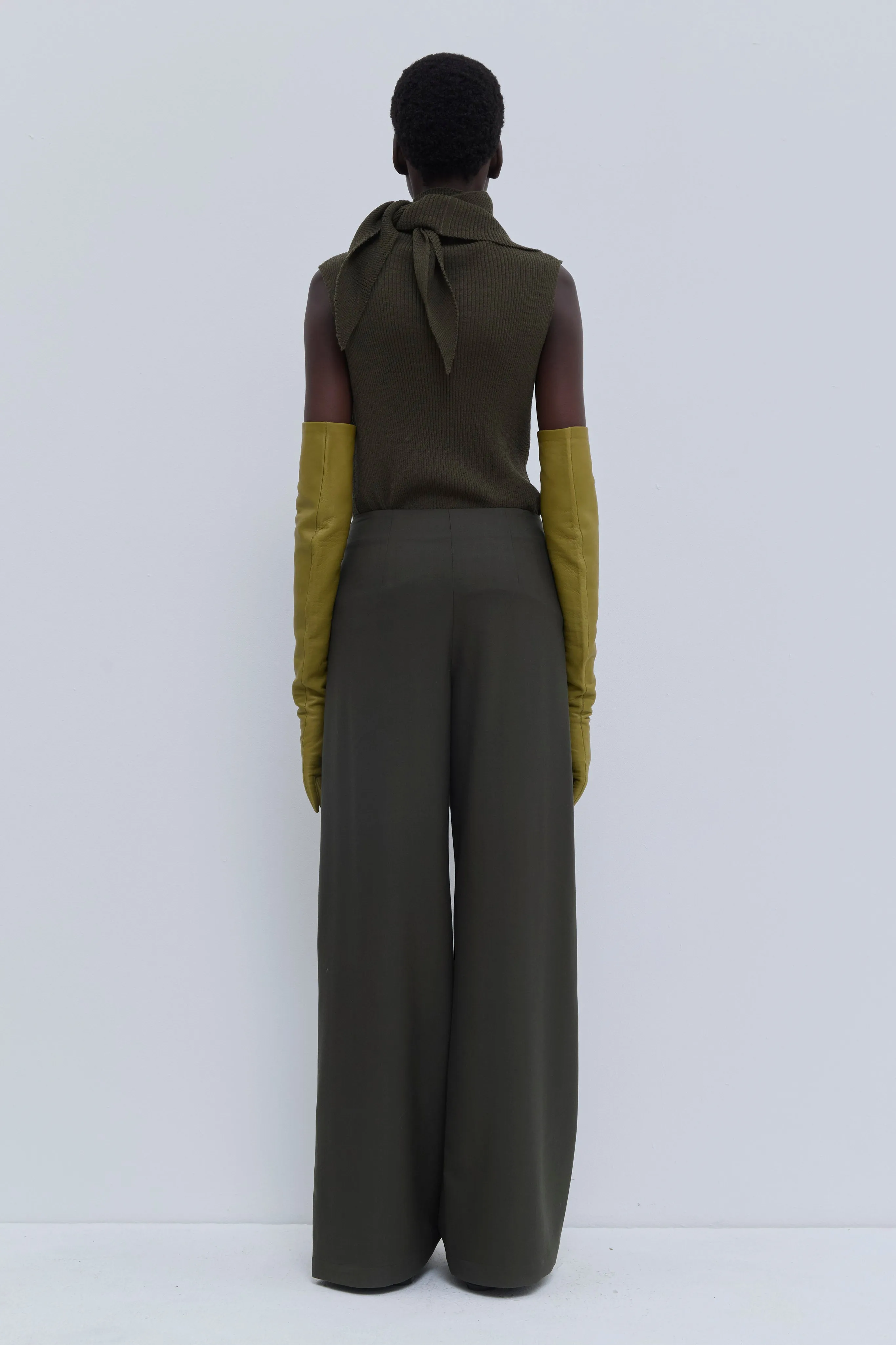 Paire Deep Pleat Wide-Leg Trousers sold by Christian Wijnants product image thumbnail 3
