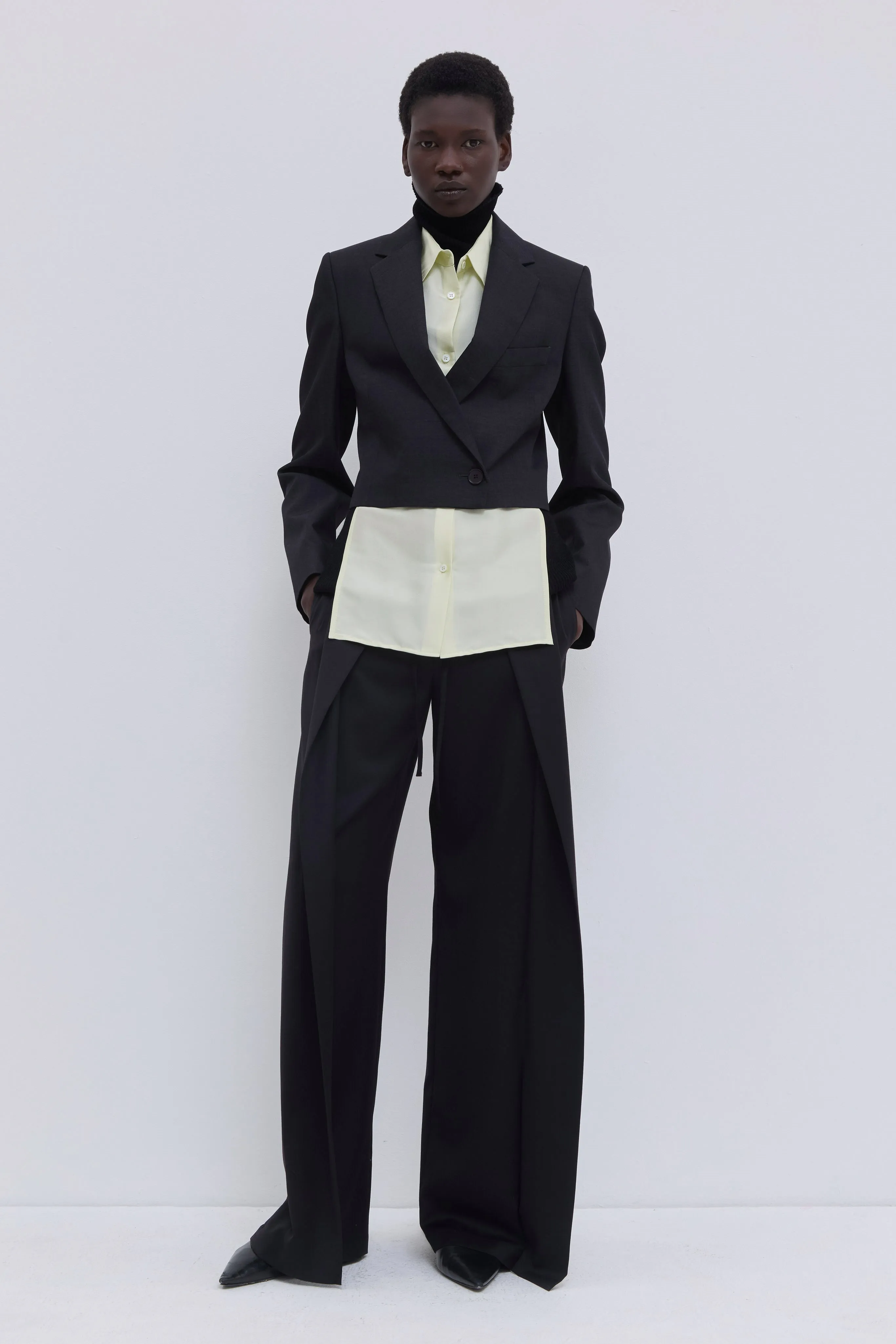 Jordia Cropped Tailored Blazer sold by Christian Wijnants product image thumbnail 4