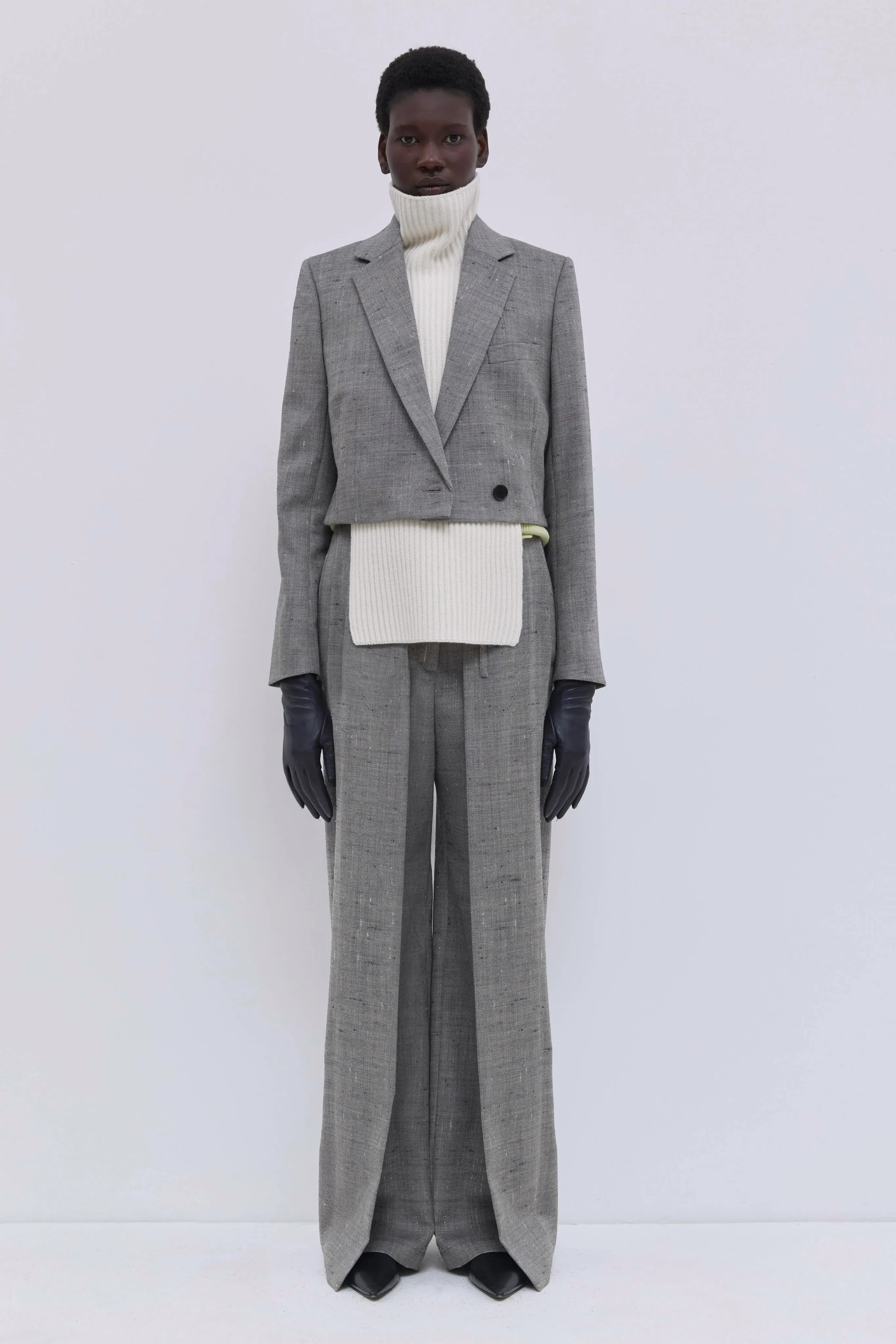 Jordia Cropped Tailored Blazer sold by Christian Wijnants product image thumbnail 2