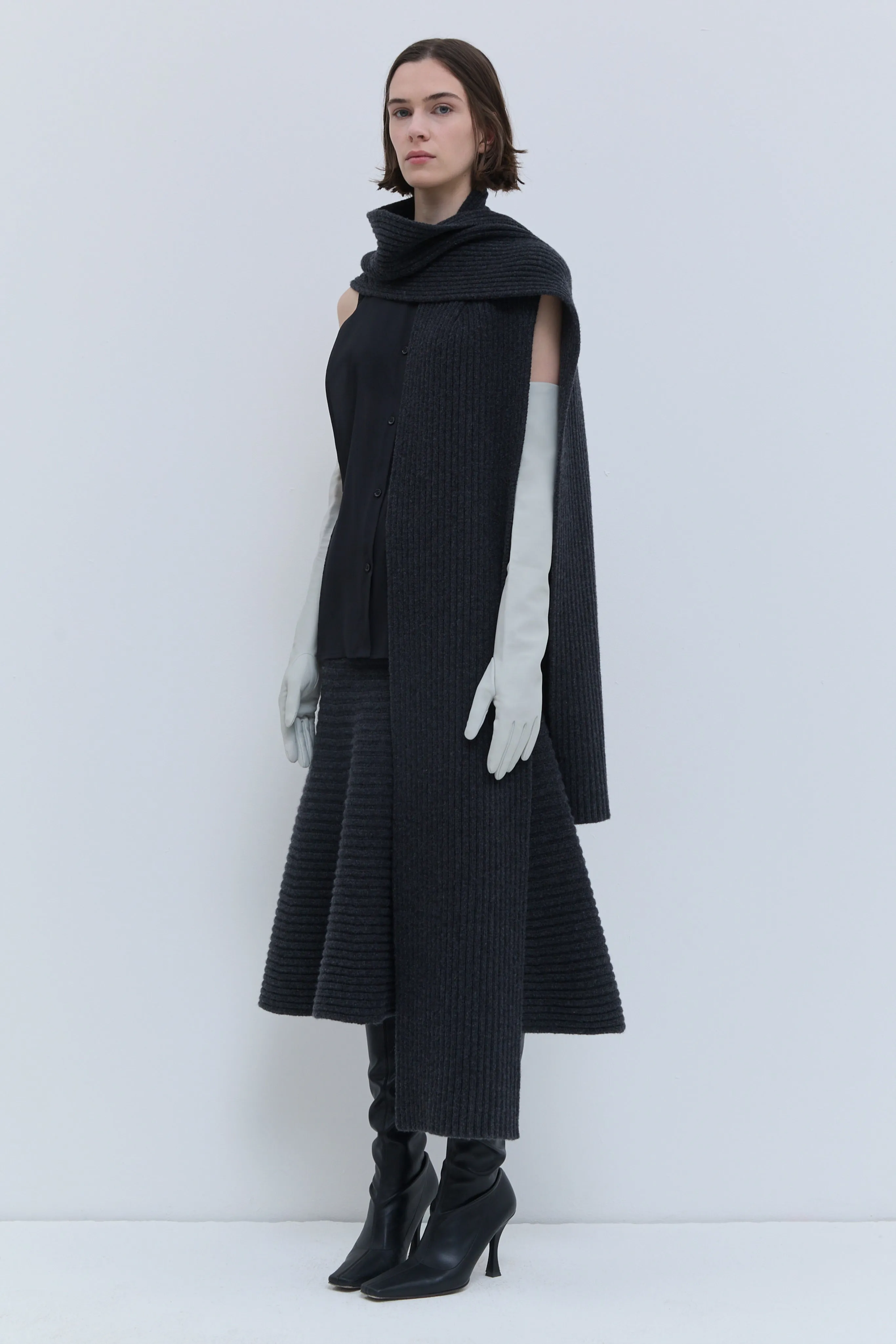 Kadija Knit Scarf sold by Christian Wijnants product image thumbnail 2