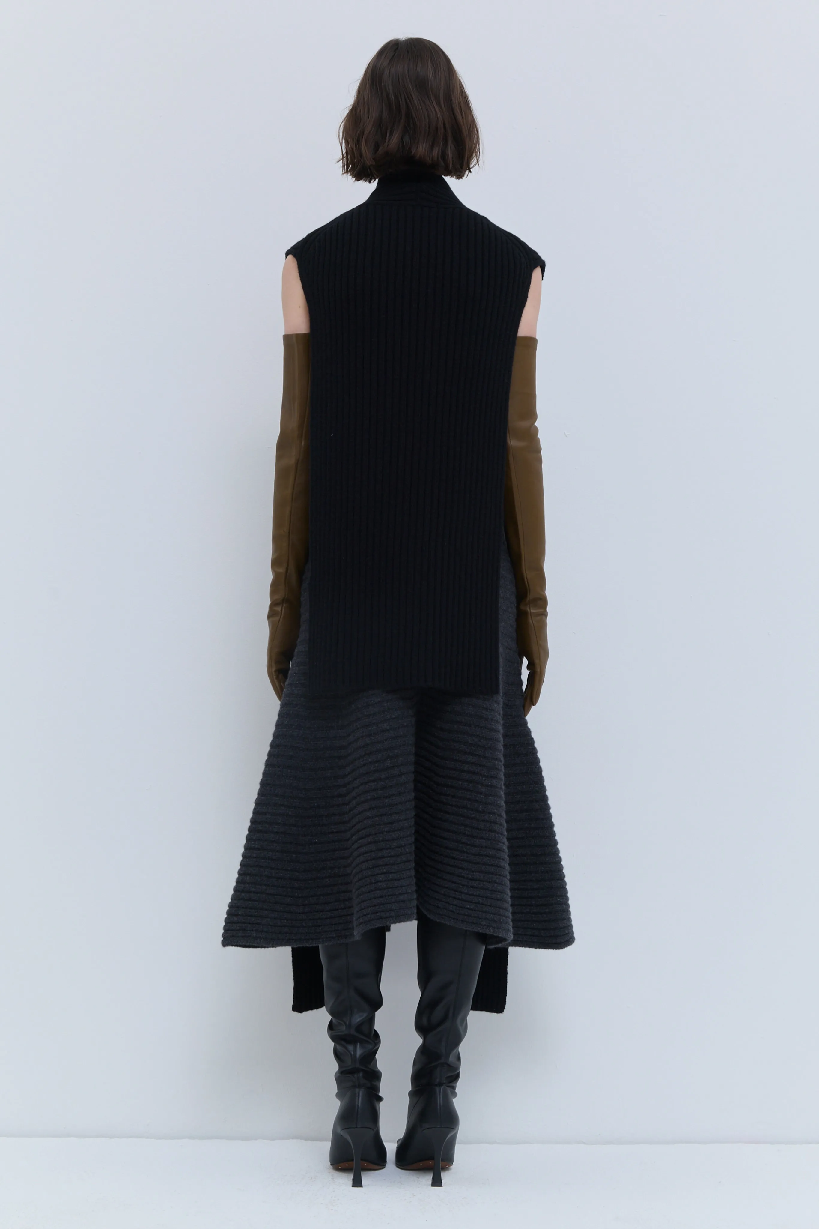 Kadija Knit Scarf sold by Christian Wijnants product image thumbnail 3