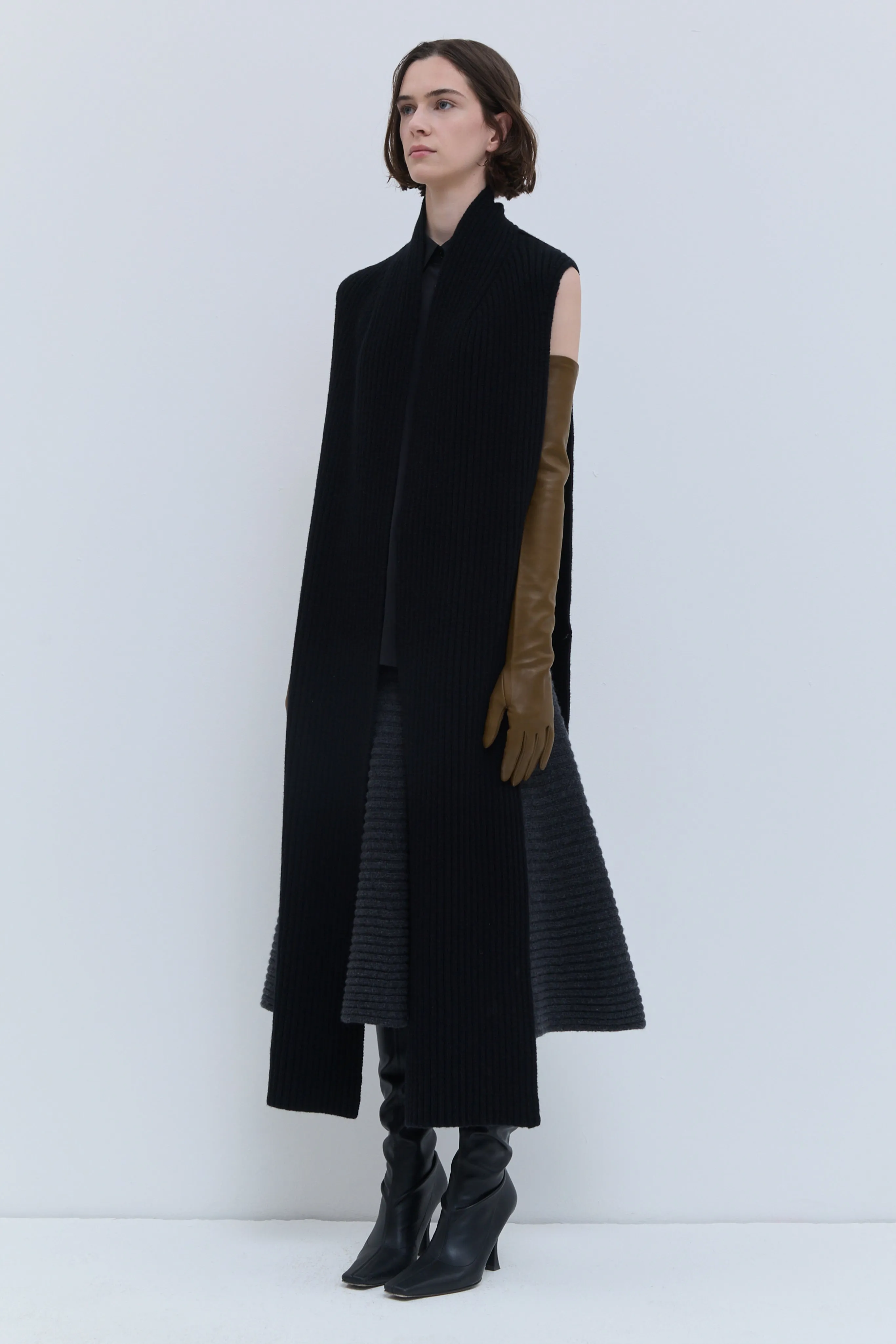 Kadija Knit Scarf sold by Christian Wijnants product image thumbnail 4