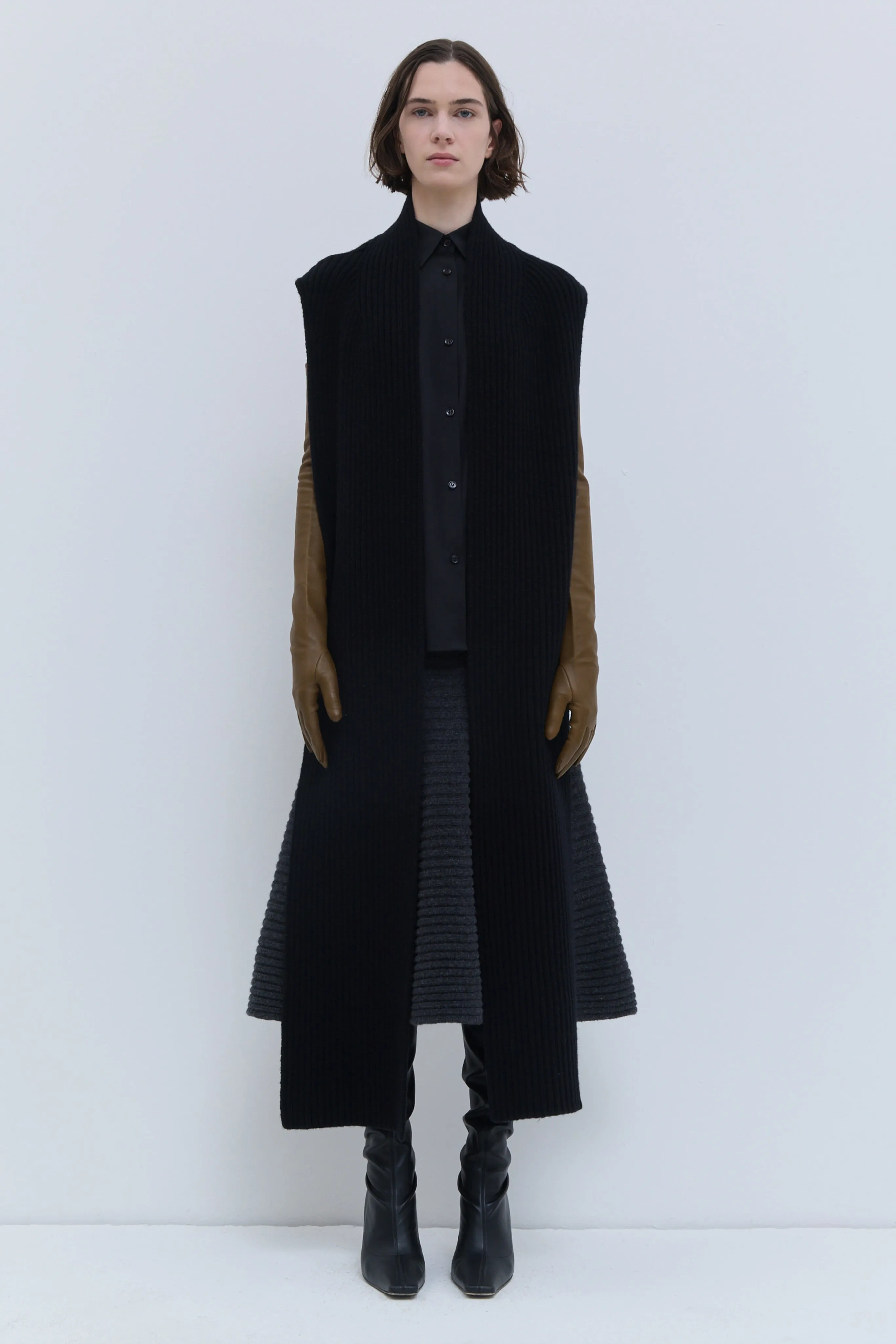 Kadija Knit Scarf sold by Christian Wijnants