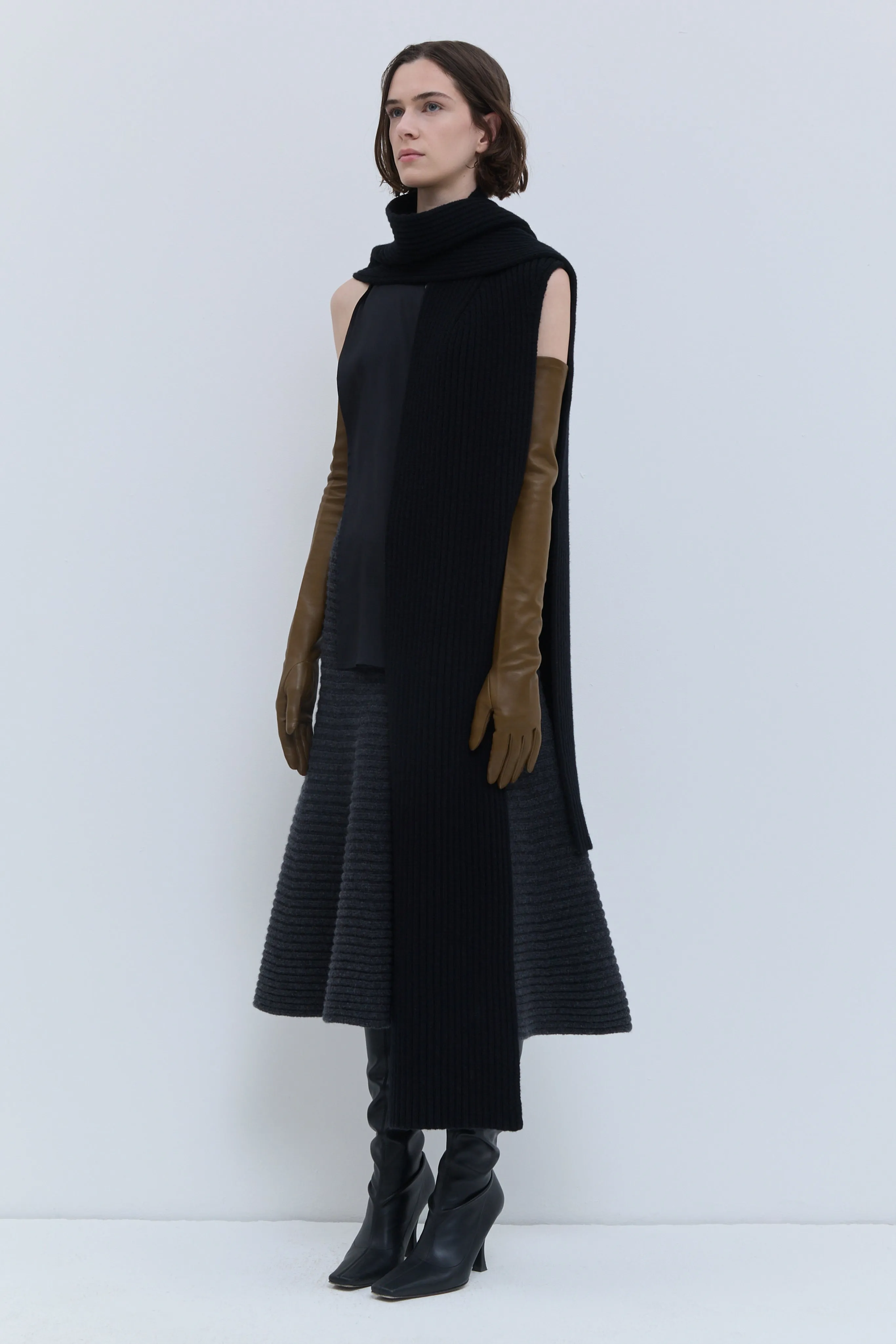 Kadija Knit Scarf sold by Christian Wijnants product image thumbnail 5