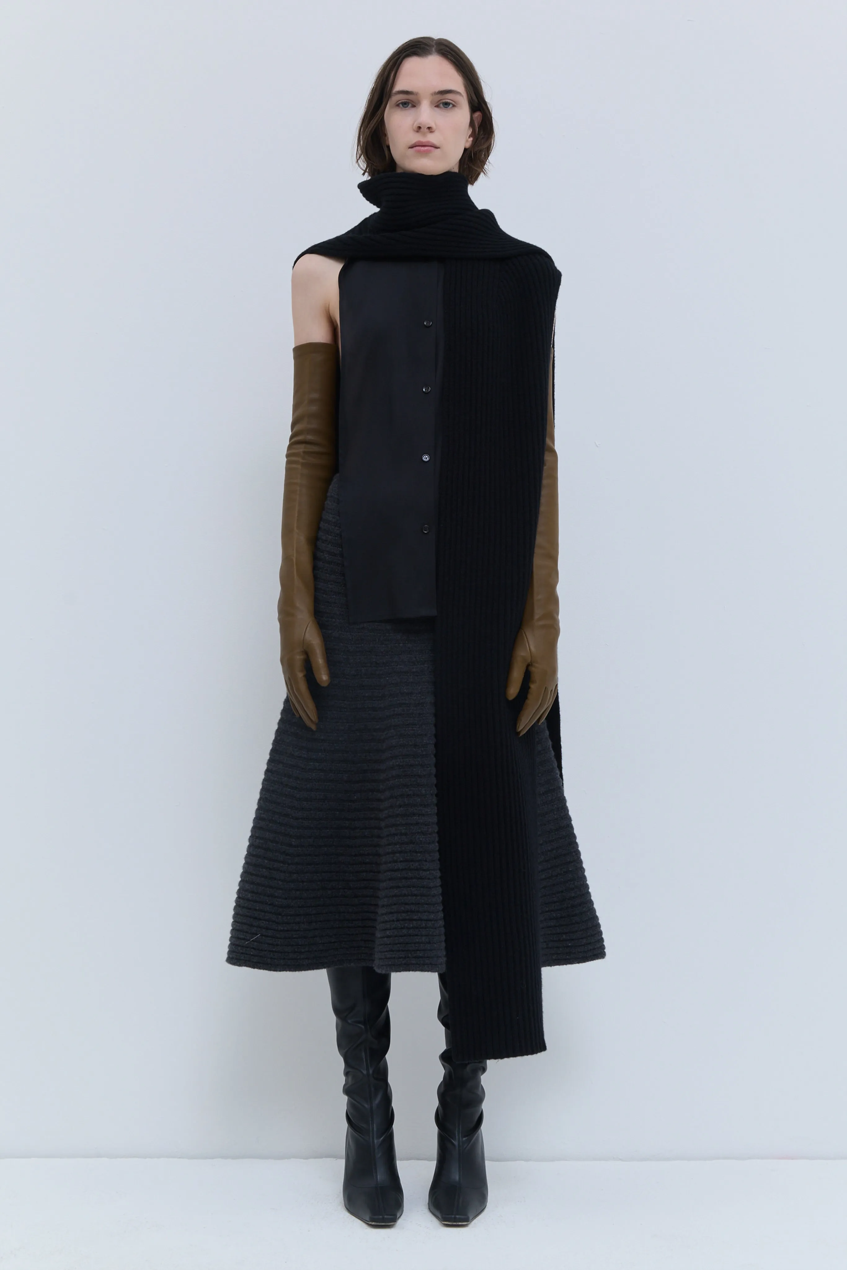 Kadija Knit Scarf sold by Christian Wijnants product image thumbnail 2