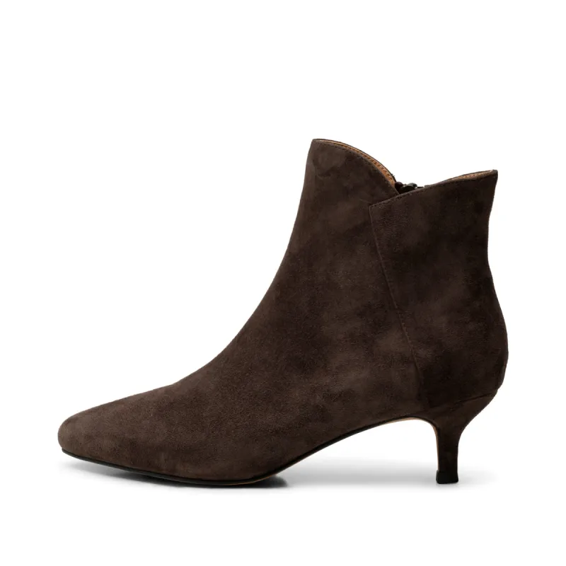 Saga boot suede - DARK BROWN sold by Shoe The Bear