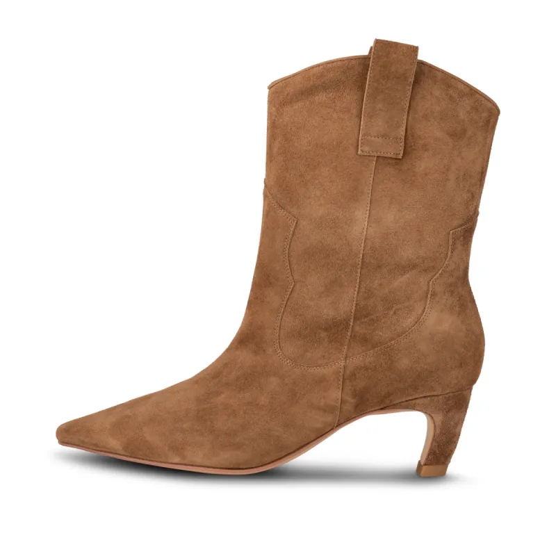 Dicte S - Caramel sold by Shoe The Bear