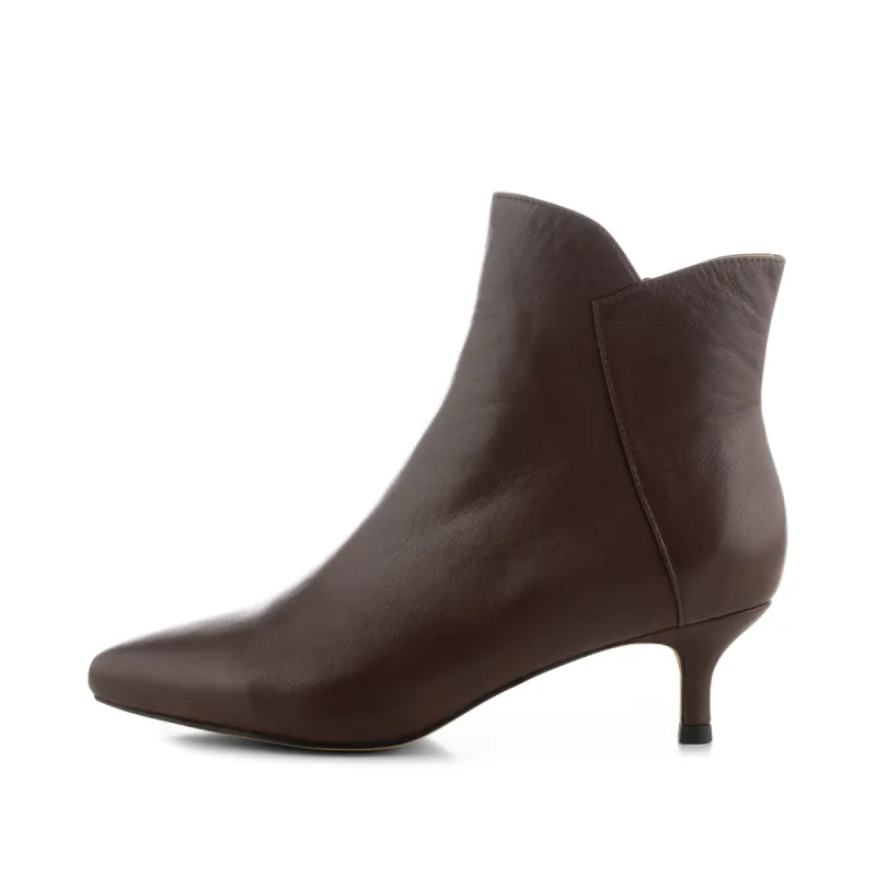 Saga boot leather - BROWN sold by Shoe The Bear