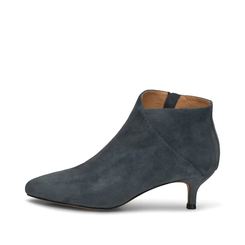 Saga bootie suede - SLATE sold by Shoe The Bear
