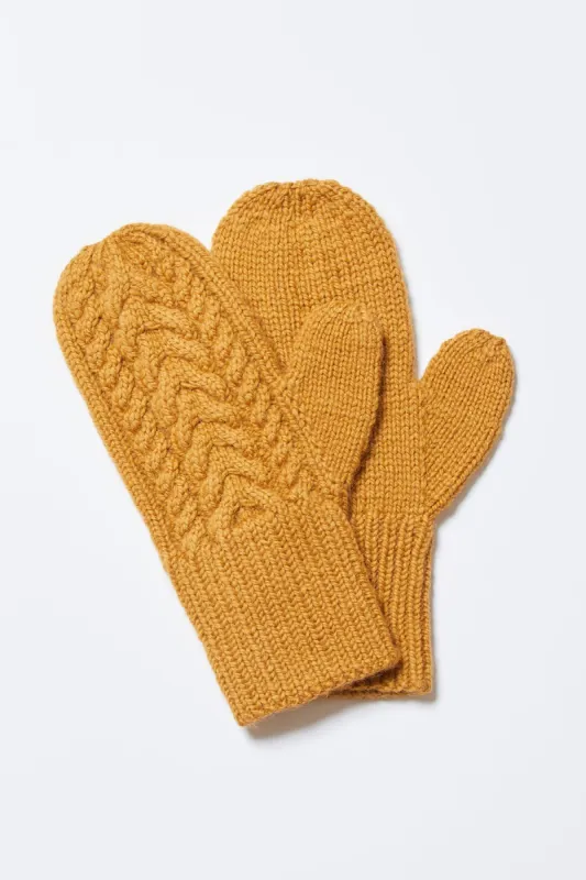 Carla Mittens sold by Atelier Delphine