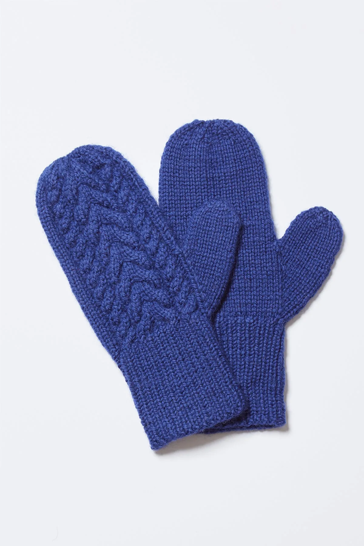 Carla Mittens sold by Atelier Delphine product image thumbnail 2