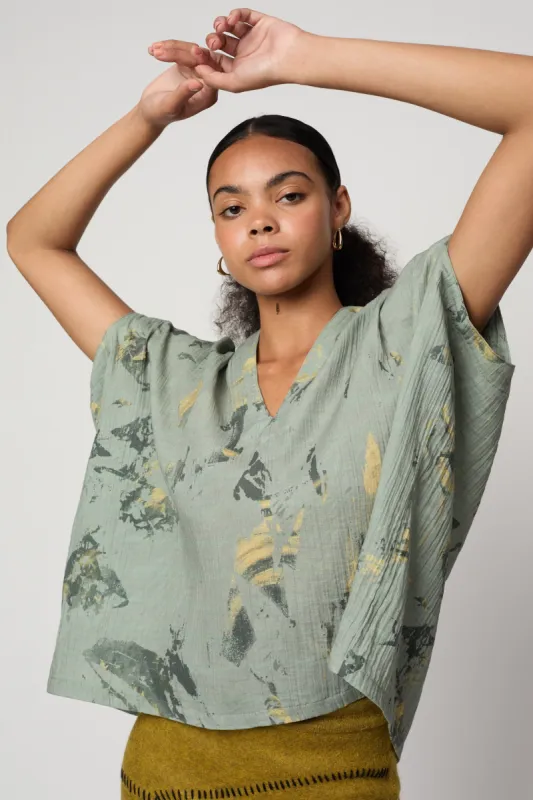 CELESTE TOP IN CRINKLED COTTON, MARBLE sold by Atelier Delphine