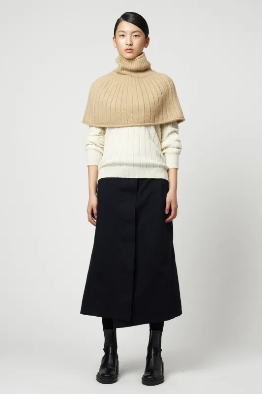 Monet Poncho in Alpaca made by Atelier Delphine