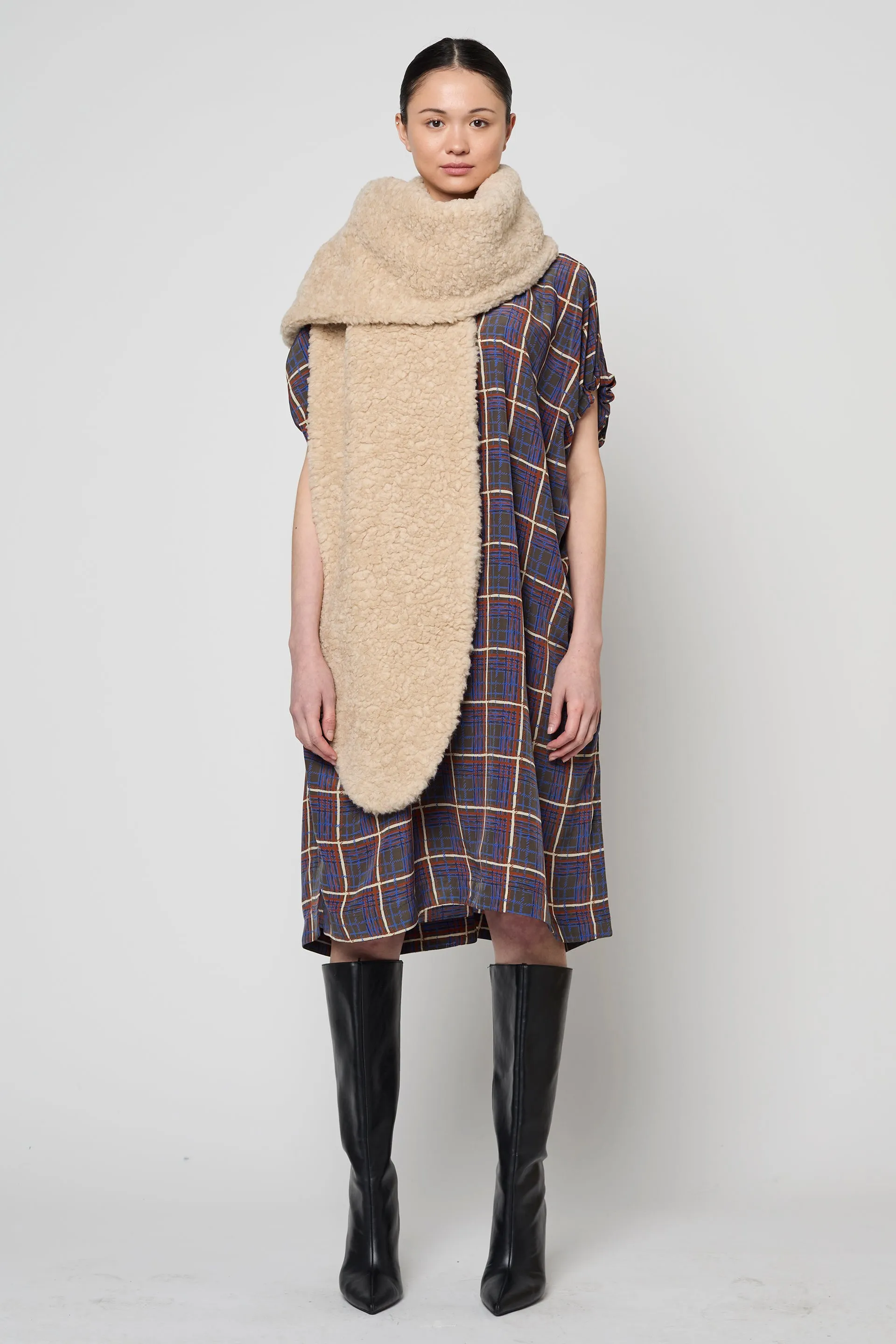 FAUX FUR SCARF LARGE sold by Atelier Delphine product image thumbnail 5