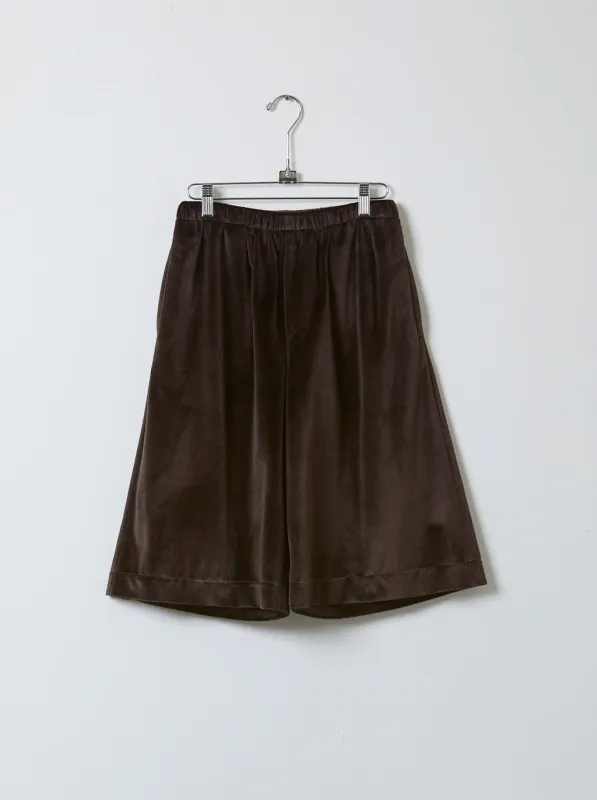 Elle Short in velvet sold by Atelier Delphine