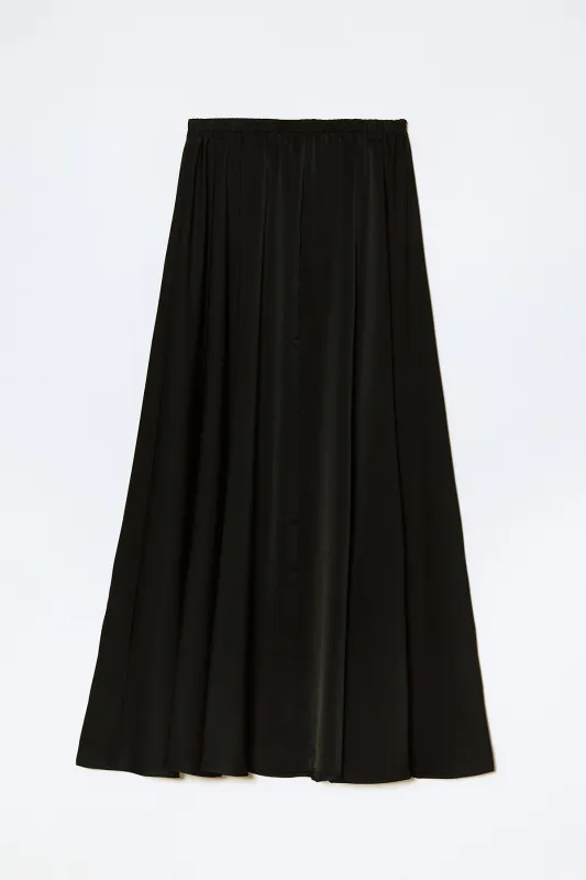 Madison Long Skirt in Matte Sheen Satin - Black made by Atelier Delphine