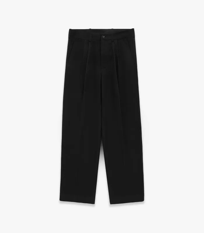 Canal Pleated TwillForm™ Pant sold by Knickerbocker