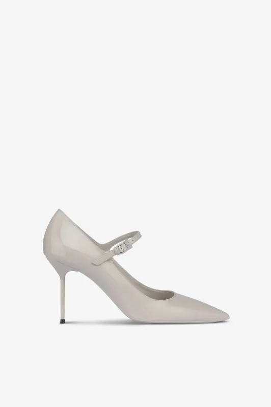 Pumps in grey patent leather sold by Paris Texas