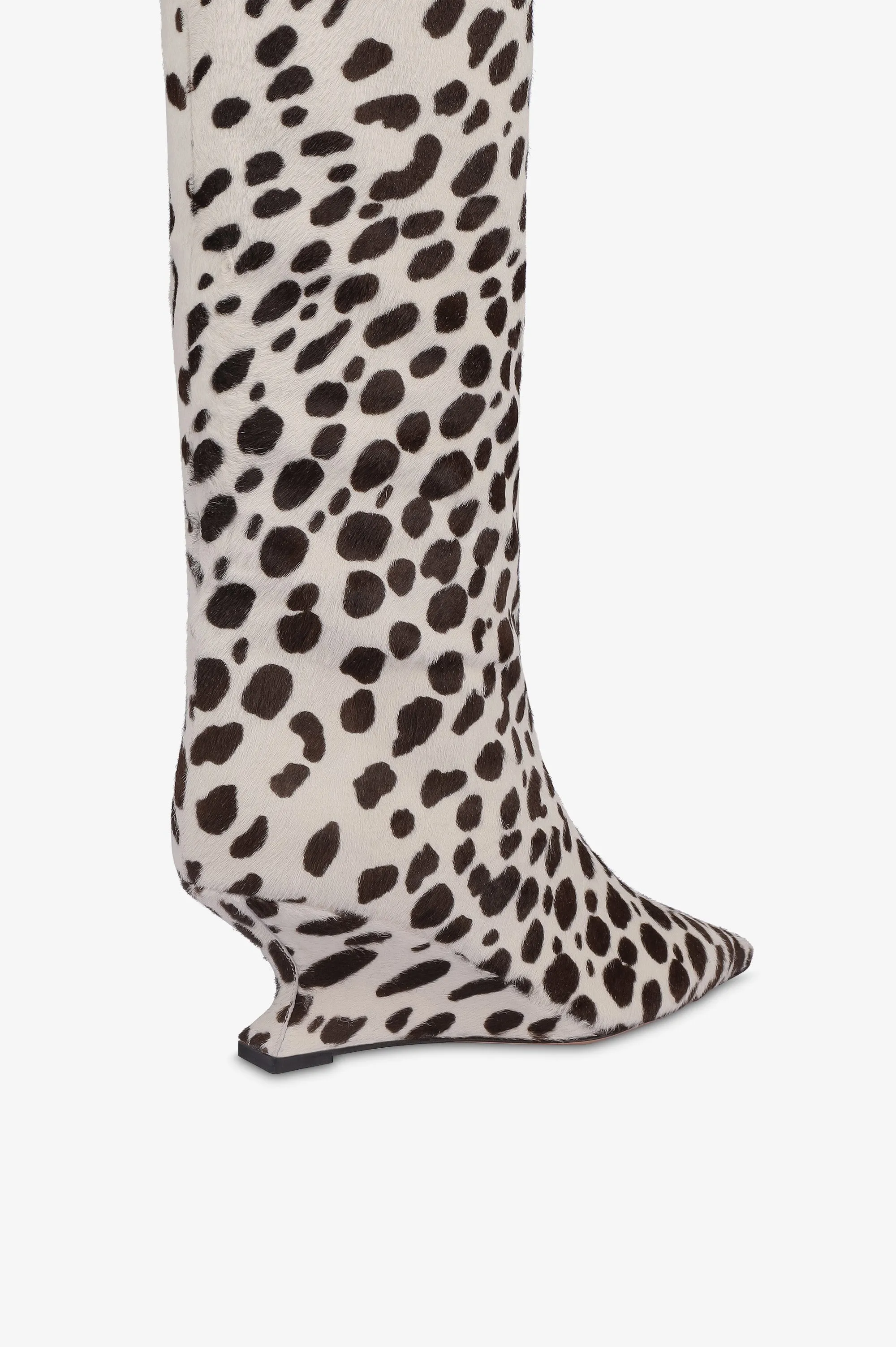 Boots in white and dark brown printed cowhide sold by Paris Texas product image thumbnail 5