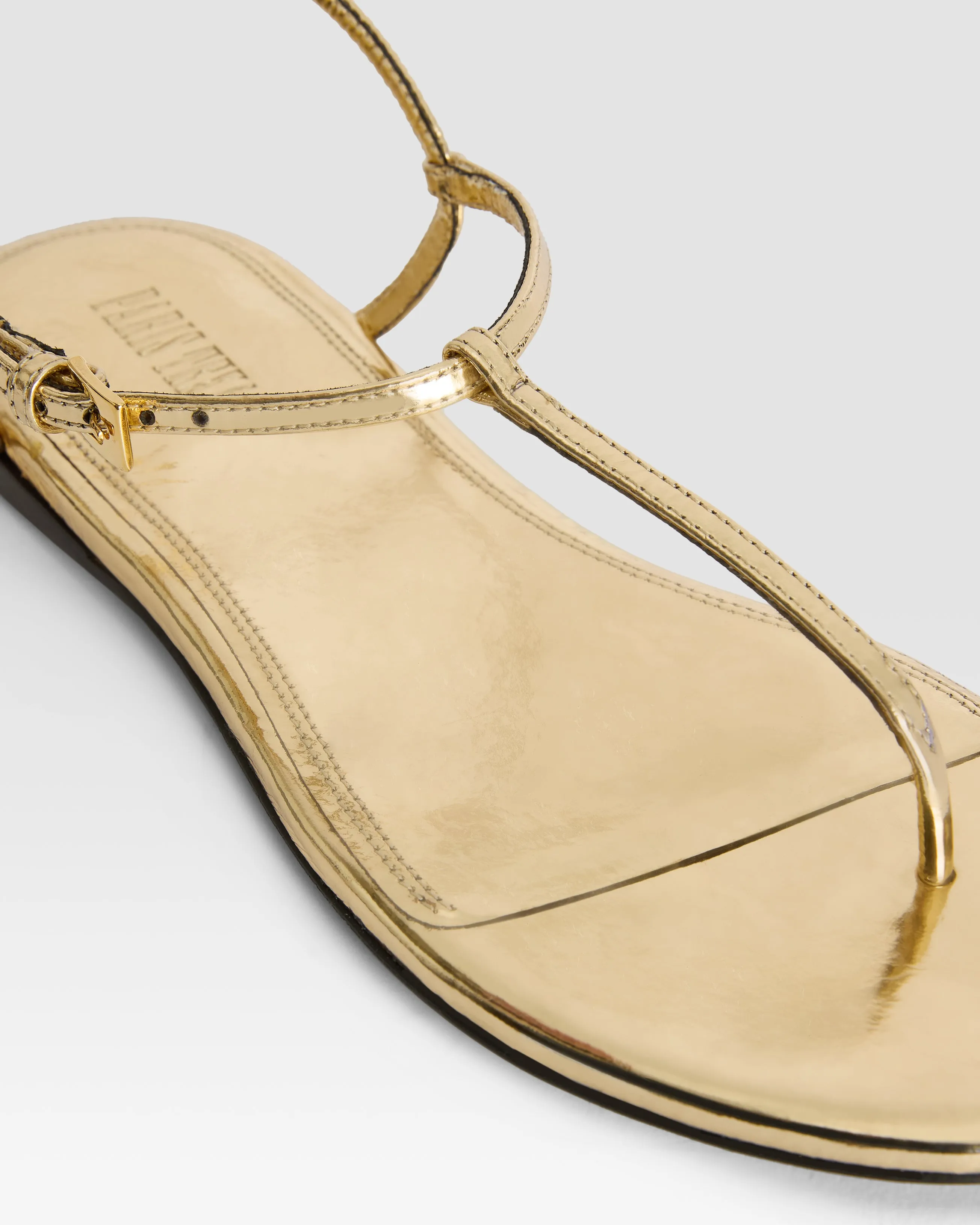 Flat sandals in gold metallic-effect, plisse leather sold by Paris Texas product image thumbnail 4