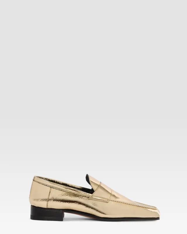 Loafers in gold, metallic-effect plisse leather made by Paris Texas