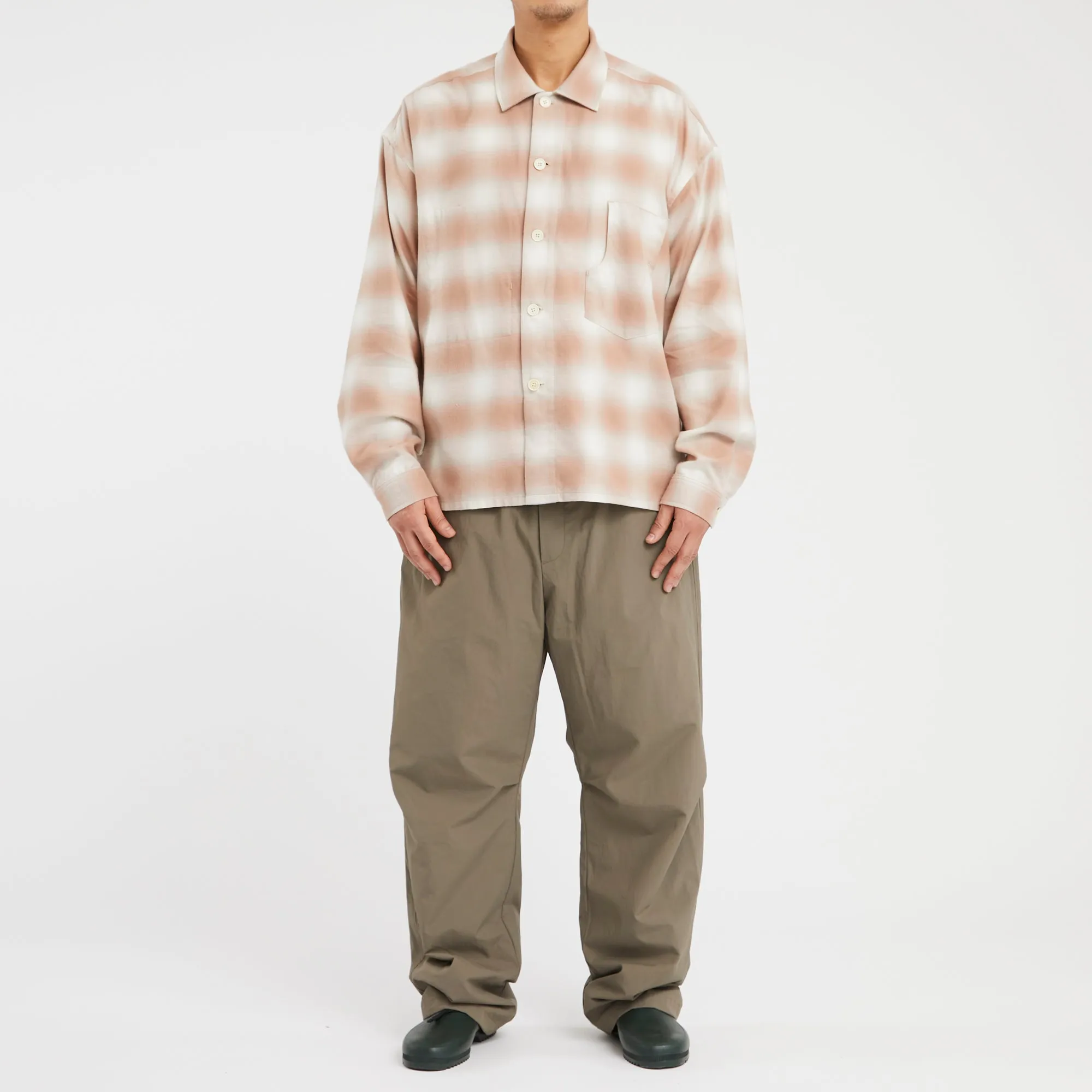 Luna Pant - Smokey Taupe Recycled Nylon WR sold by S.K. Manor Hill product image thumbnail 2