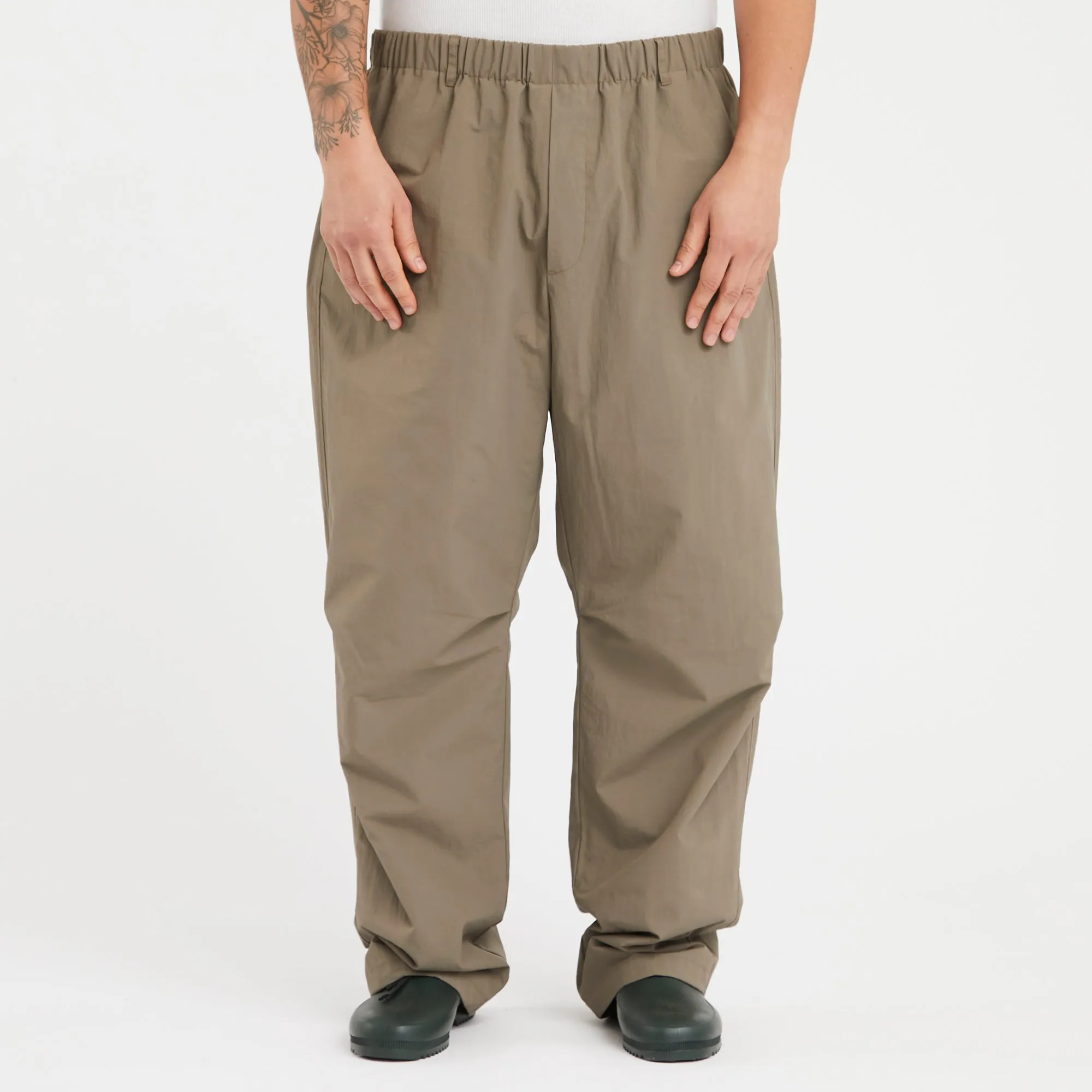 Luna Pant - Smokey Taupe Recycled Nylon WR sold by S.K. Manor Hill product image thumbnail 3