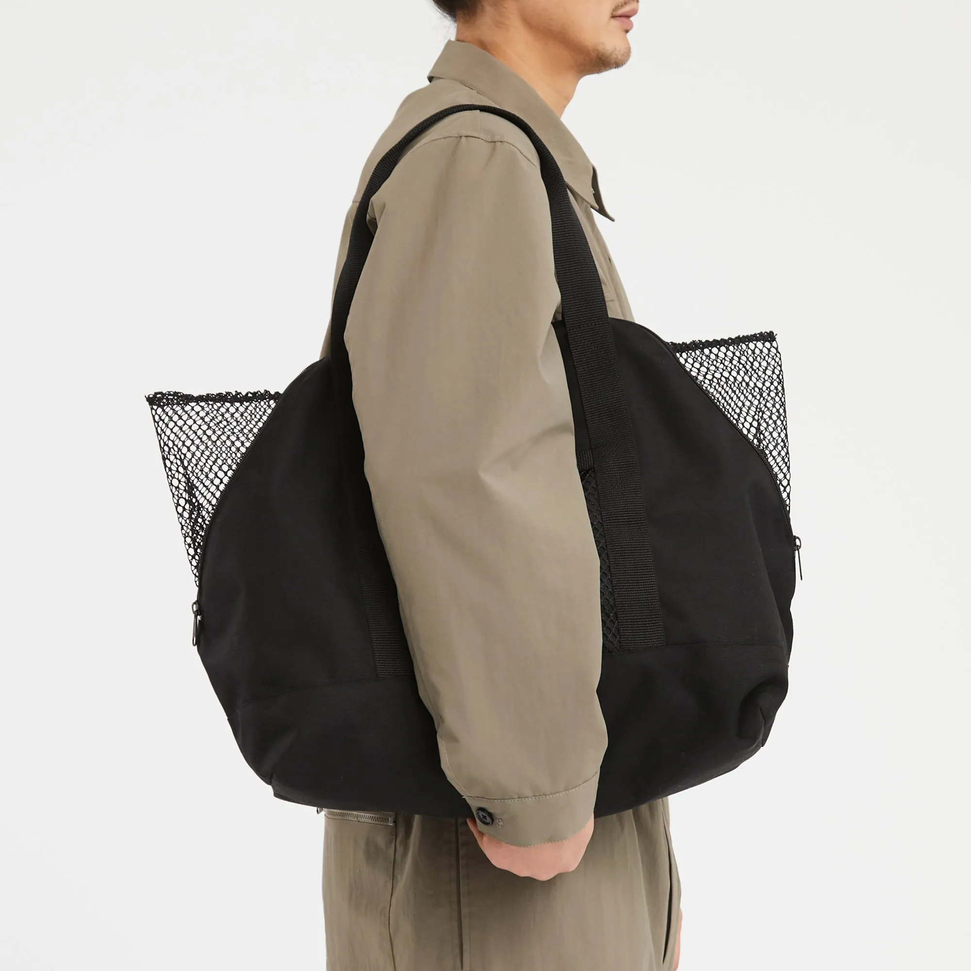 Weekend Bag - Black Nylon WR sold by S.K. Manor Hill product image thumbnail 4