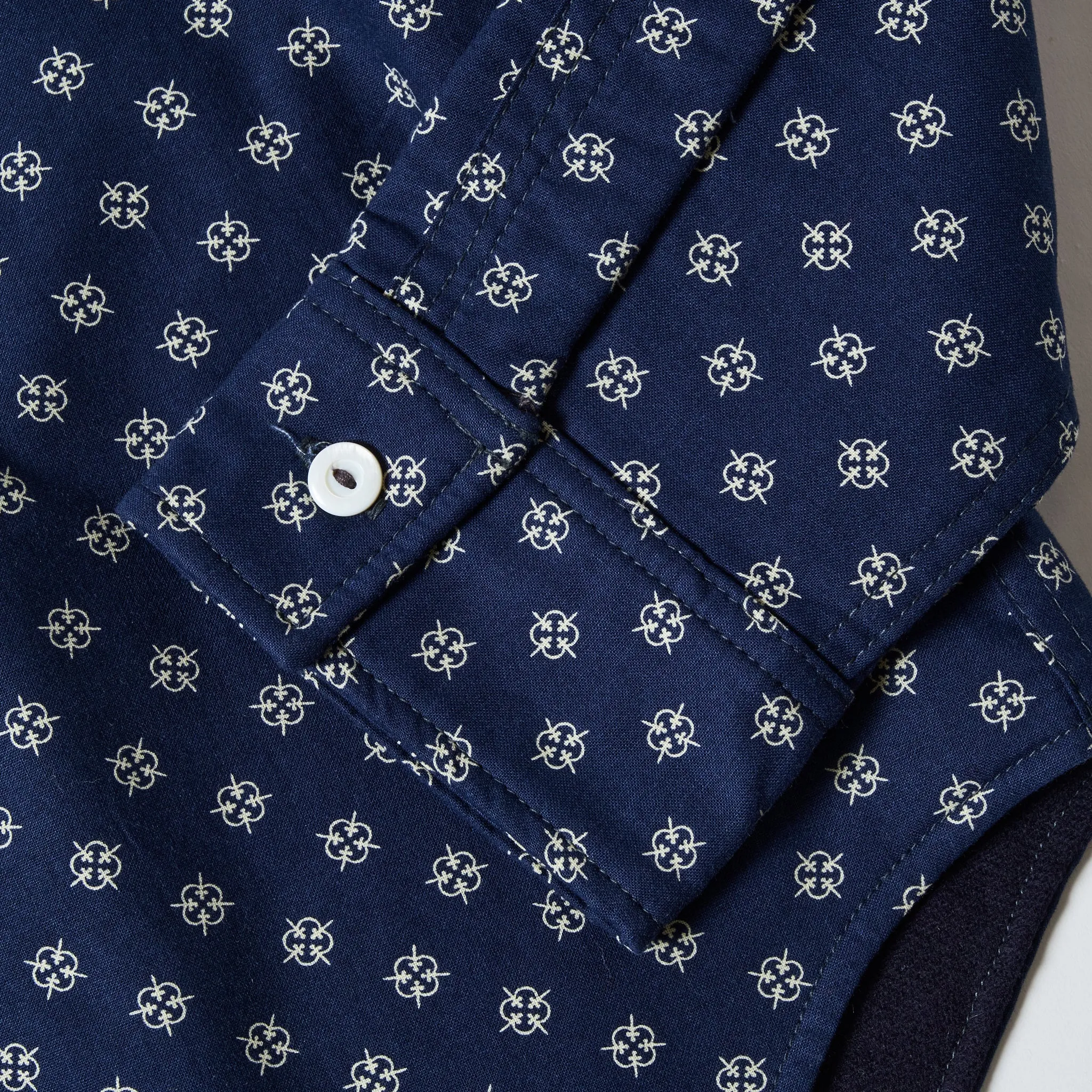 Cruzer Blouse : vintage calico snow with wool lining "Dead Stock" sold by Post O'Alls product image thumbnail 3