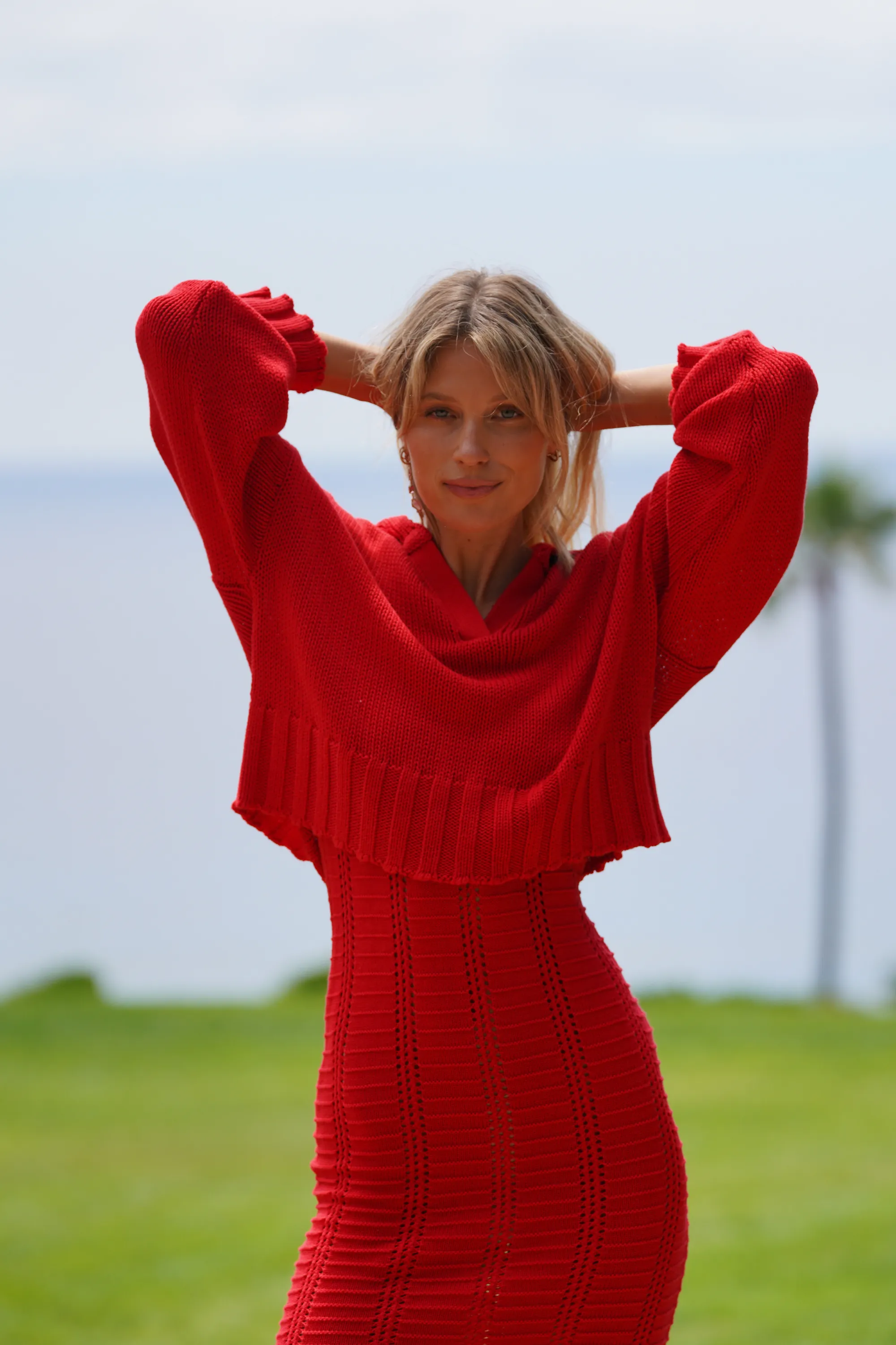 JULIE COTTON CASHMERE SWEATER W/ COLLAR | SCARLET sold by Sablyn product image thumbnail 5
