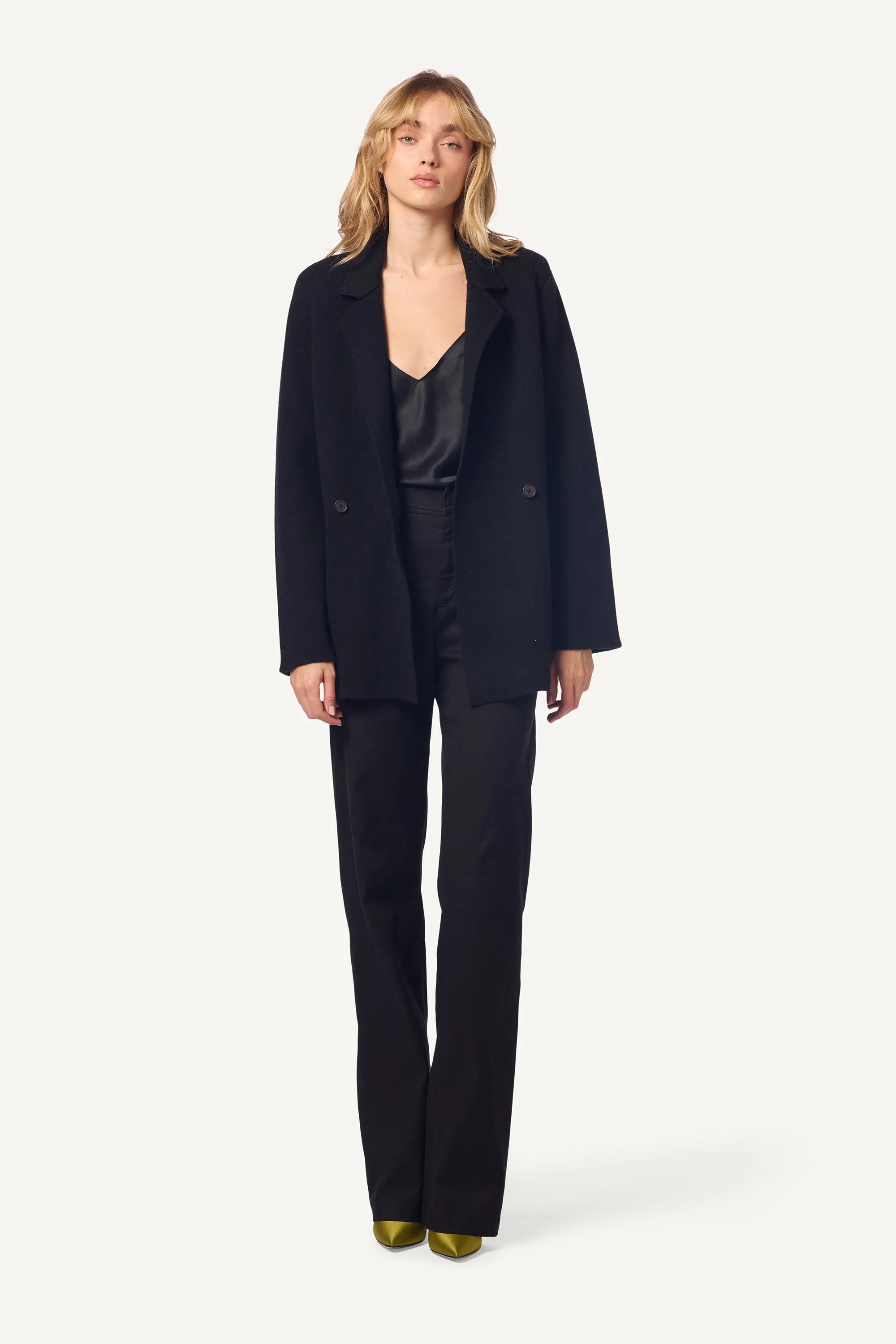 VIVIAN RELAXED DOUBLE BREASTED CASHMERE BLAZER | BLACK sold by Sablyn product image thumbnail 2